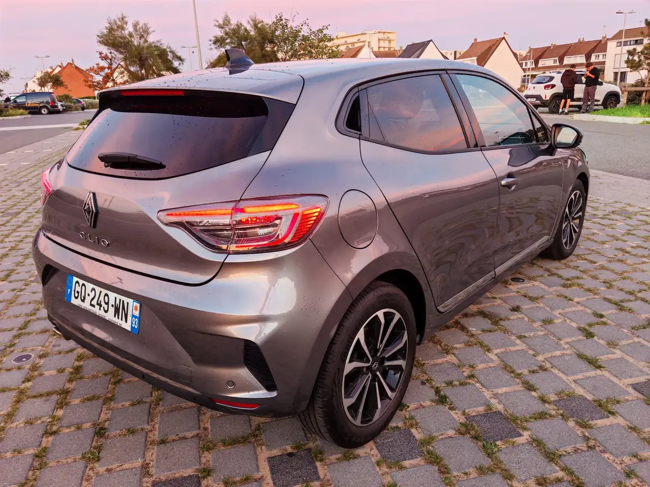 Renault Clio Citadine 5 portes — photo 3