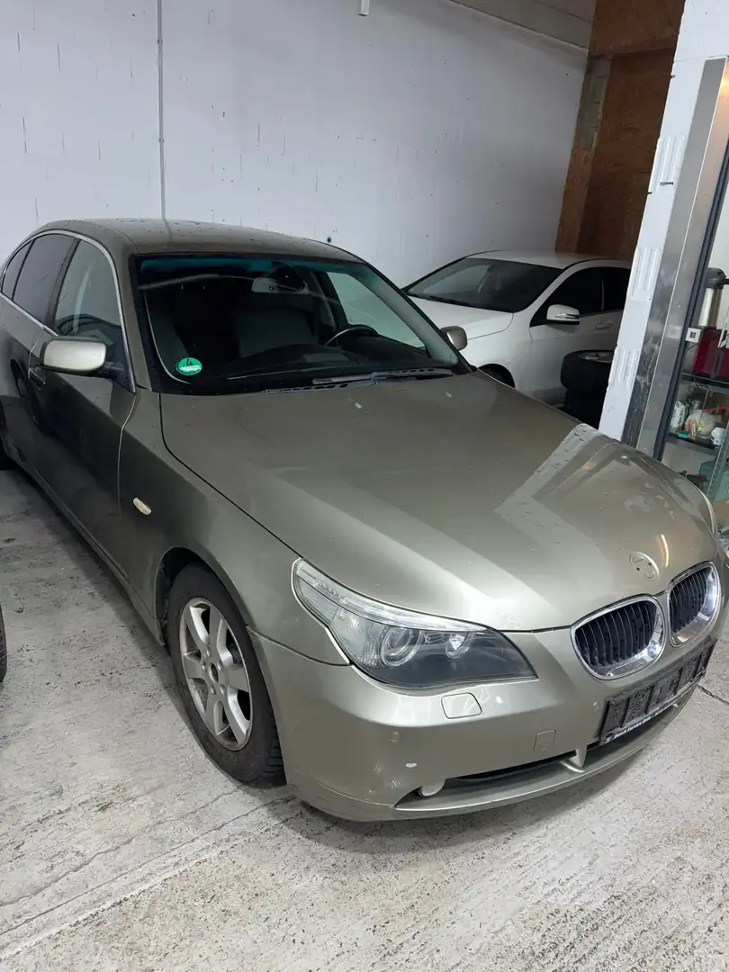 BMW 550 Bronze - 1