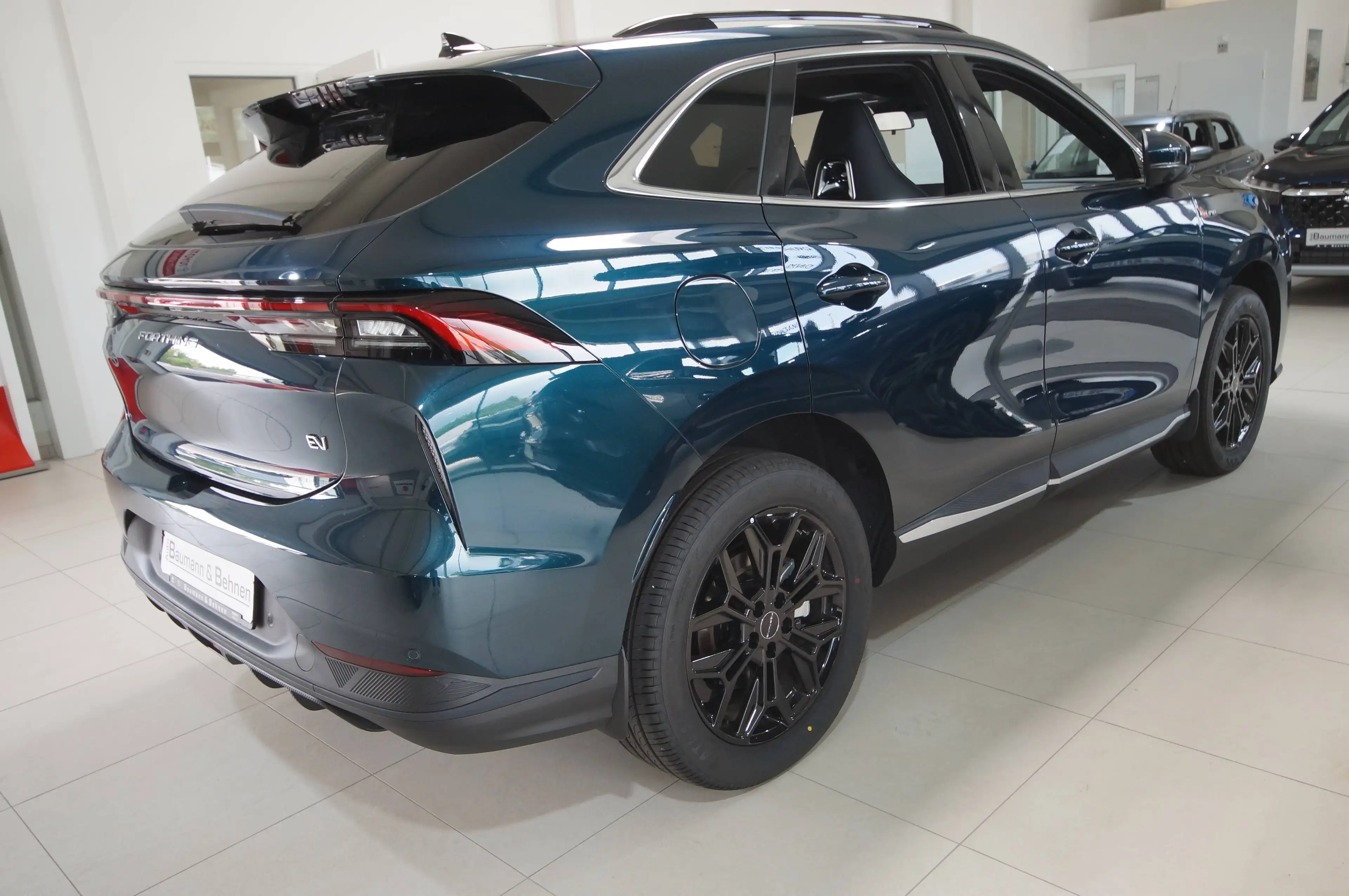 DFM Forthing 5 Forthing 5 EV — photo 4