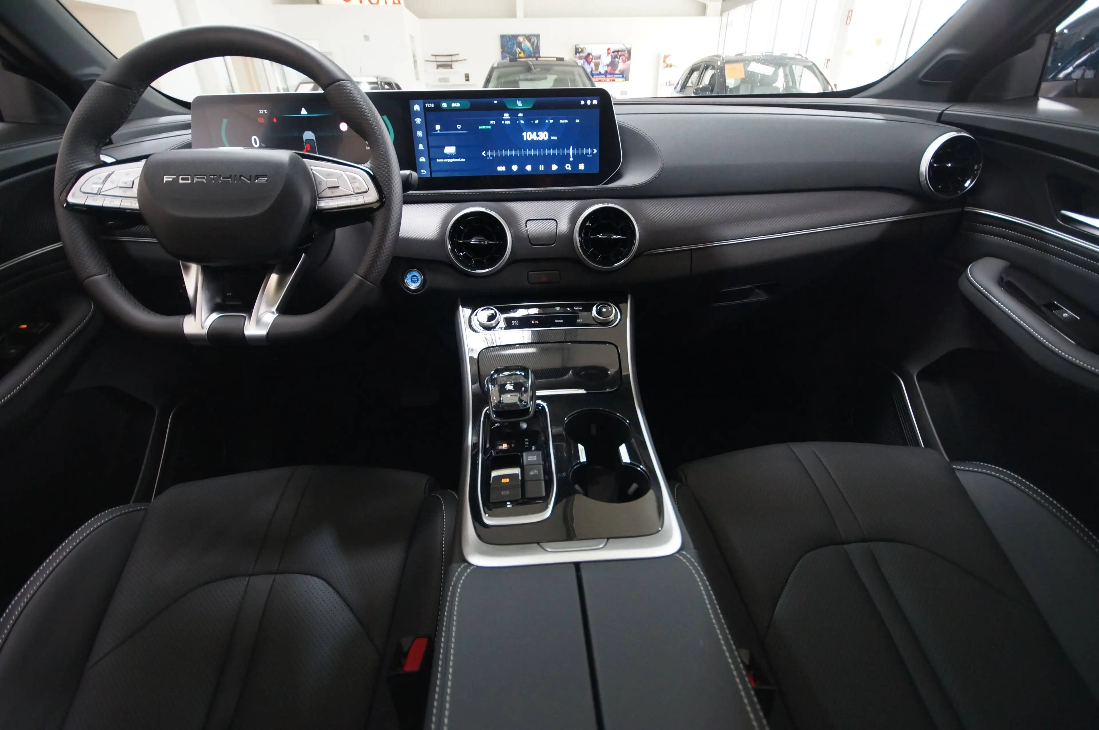 DFM Forthing 5 Forthing 5 EV — photo 11