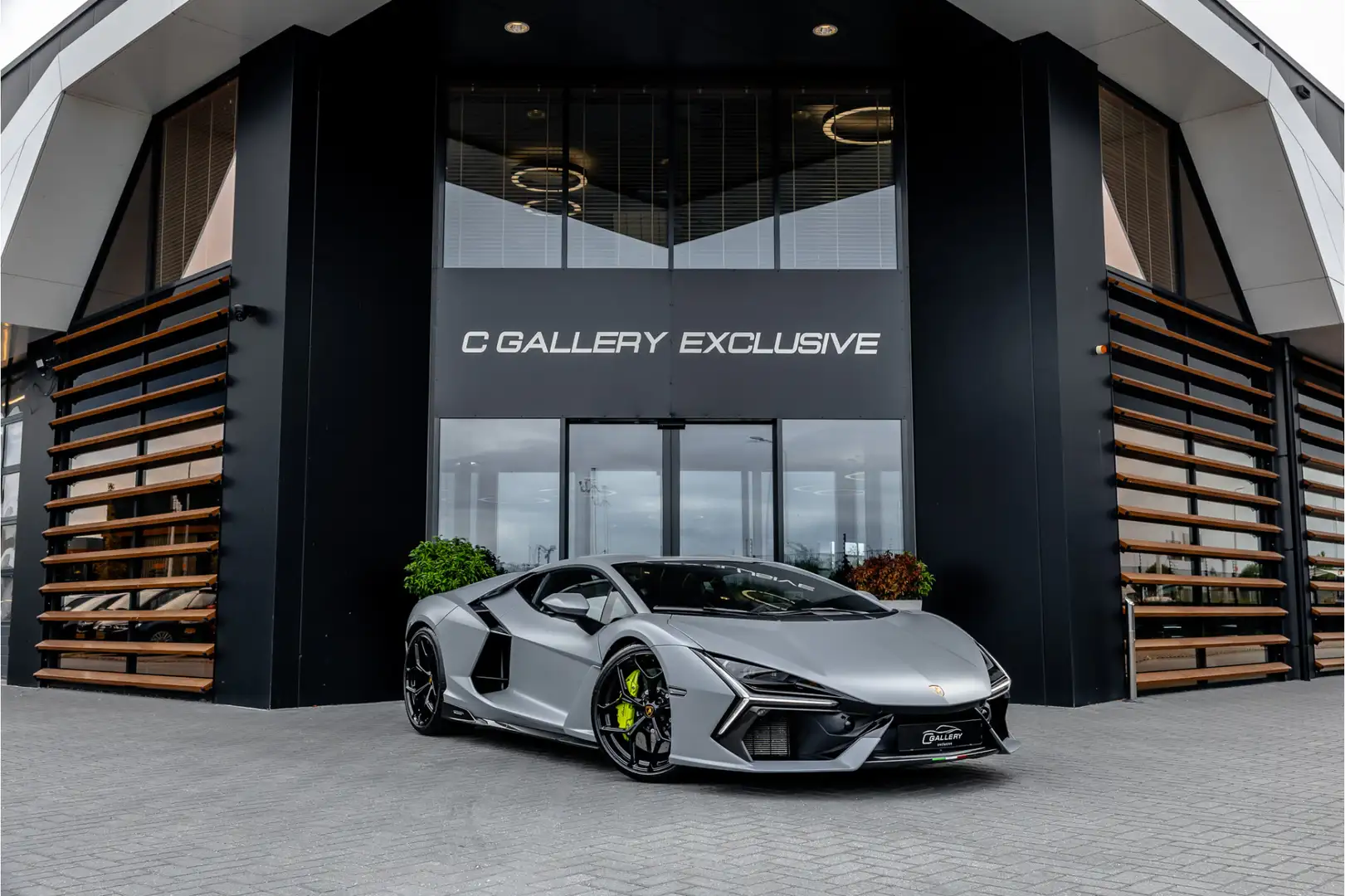 Lamborghini Revuelto 6.5 V12 - Grigio Acheso | Alcantara | Carbon | Pas Grau - 1