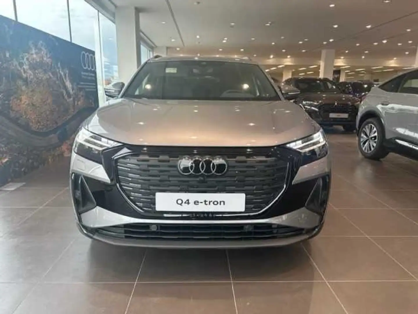 Audi Q4 e-tron S line edition 45 e-tron quattro 210,00 kW Grigio - 2