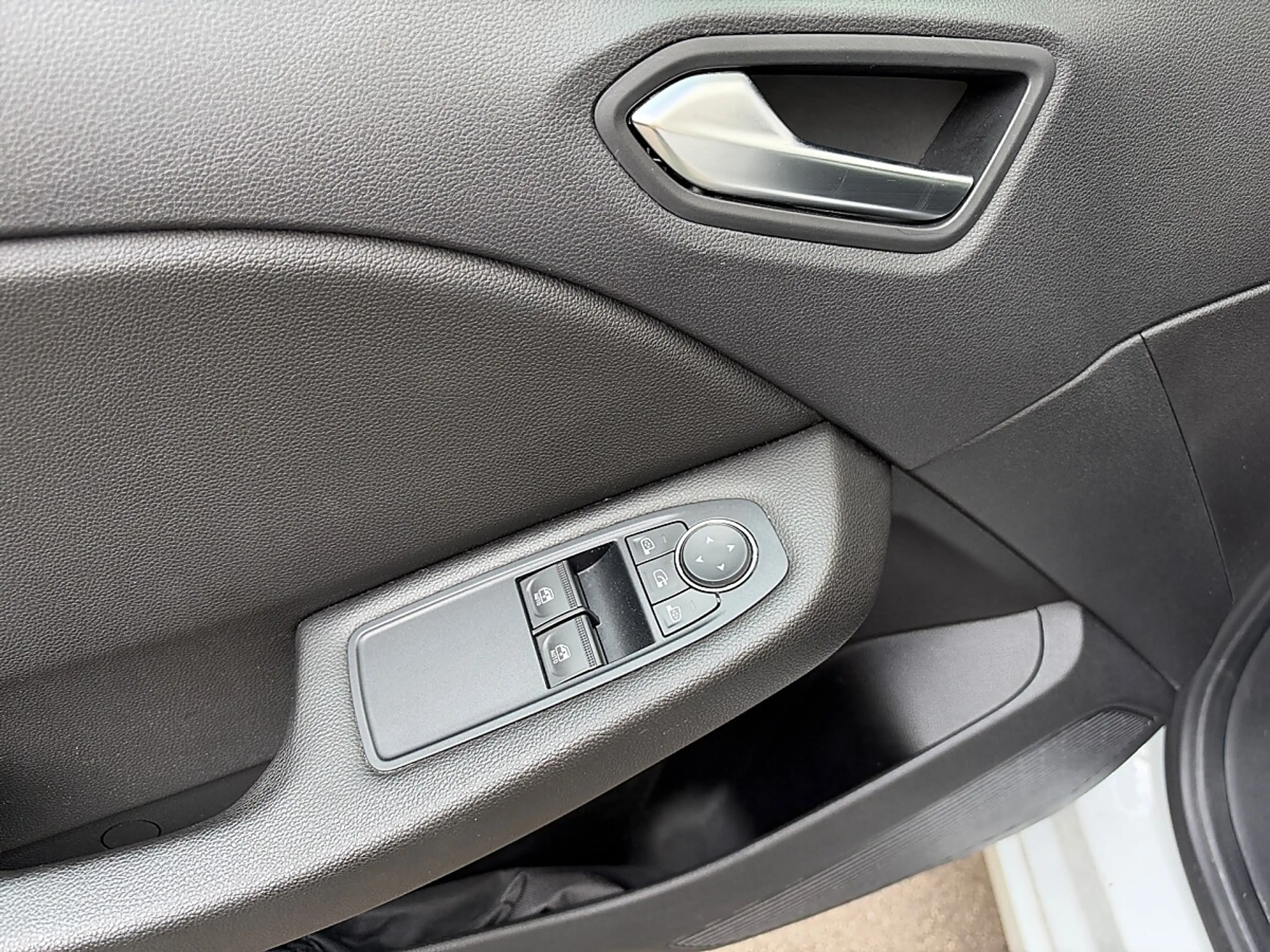 Renault Clio V 1.0 TCe 100 Zen — photo 13