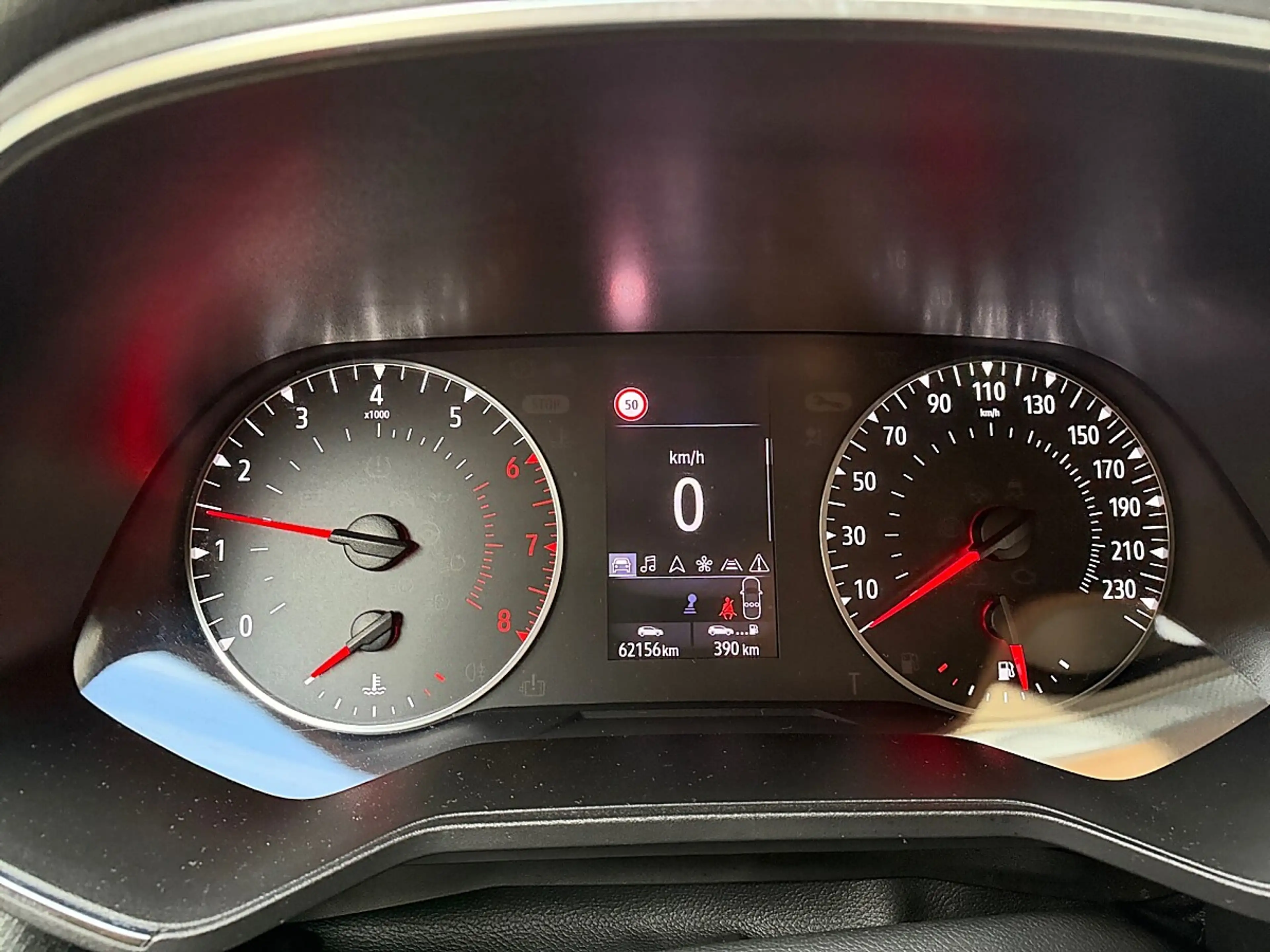 Renault Clio V 1.0 TCe 100 Zen — photo 16