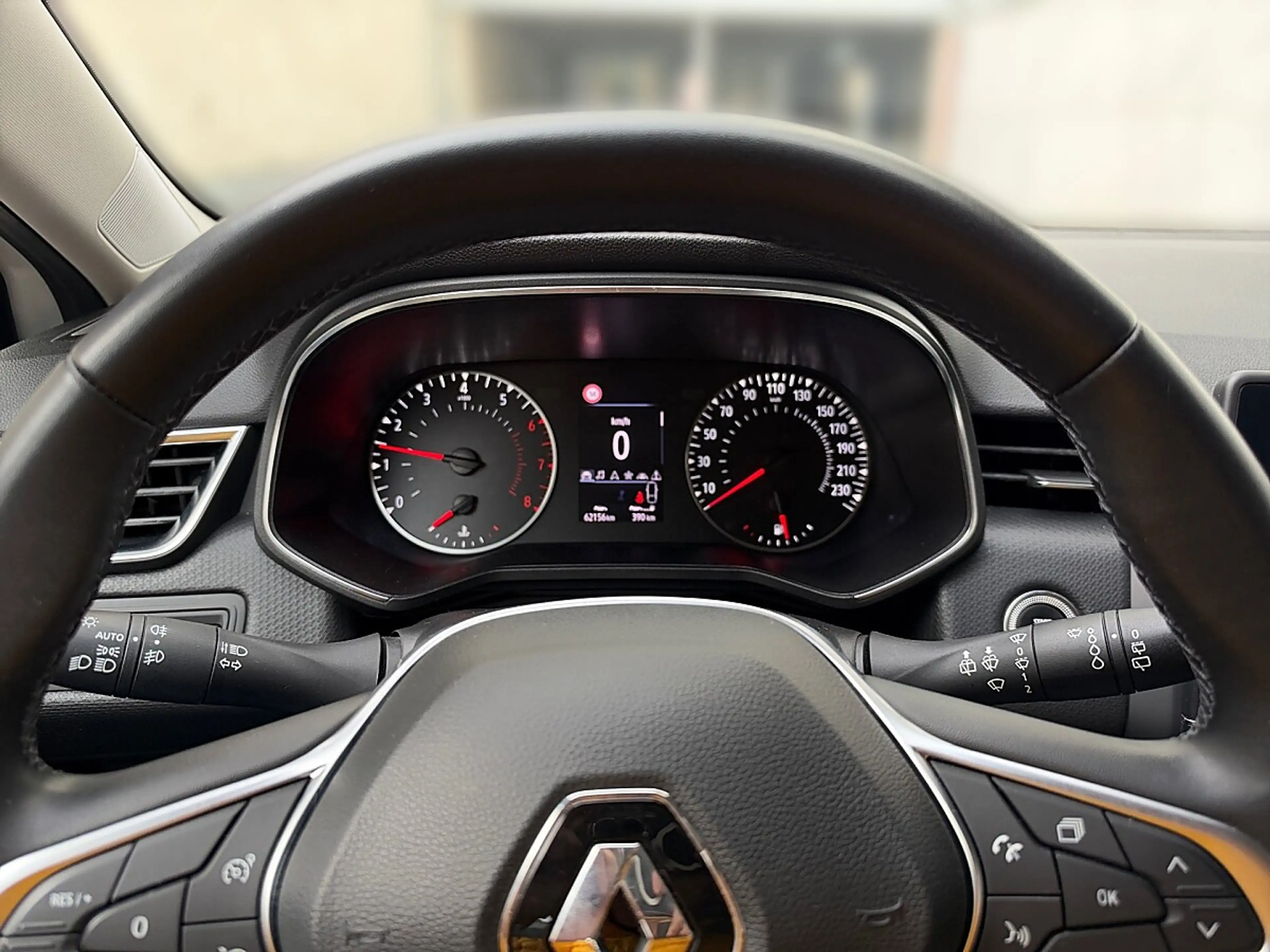 Renault Clio V 1.0 TCe 100 Zen — photo 15