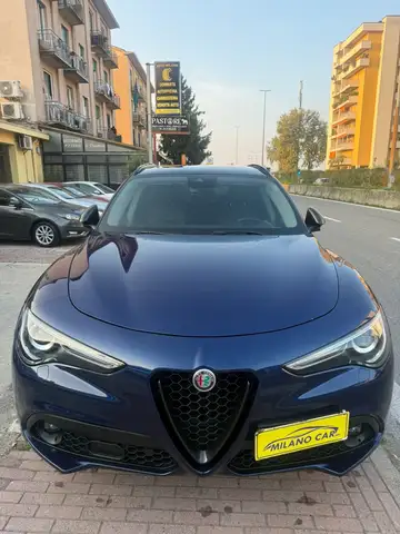 Alfa Romeo Stelvio 2.2 t Business Q4 210cv auto my19