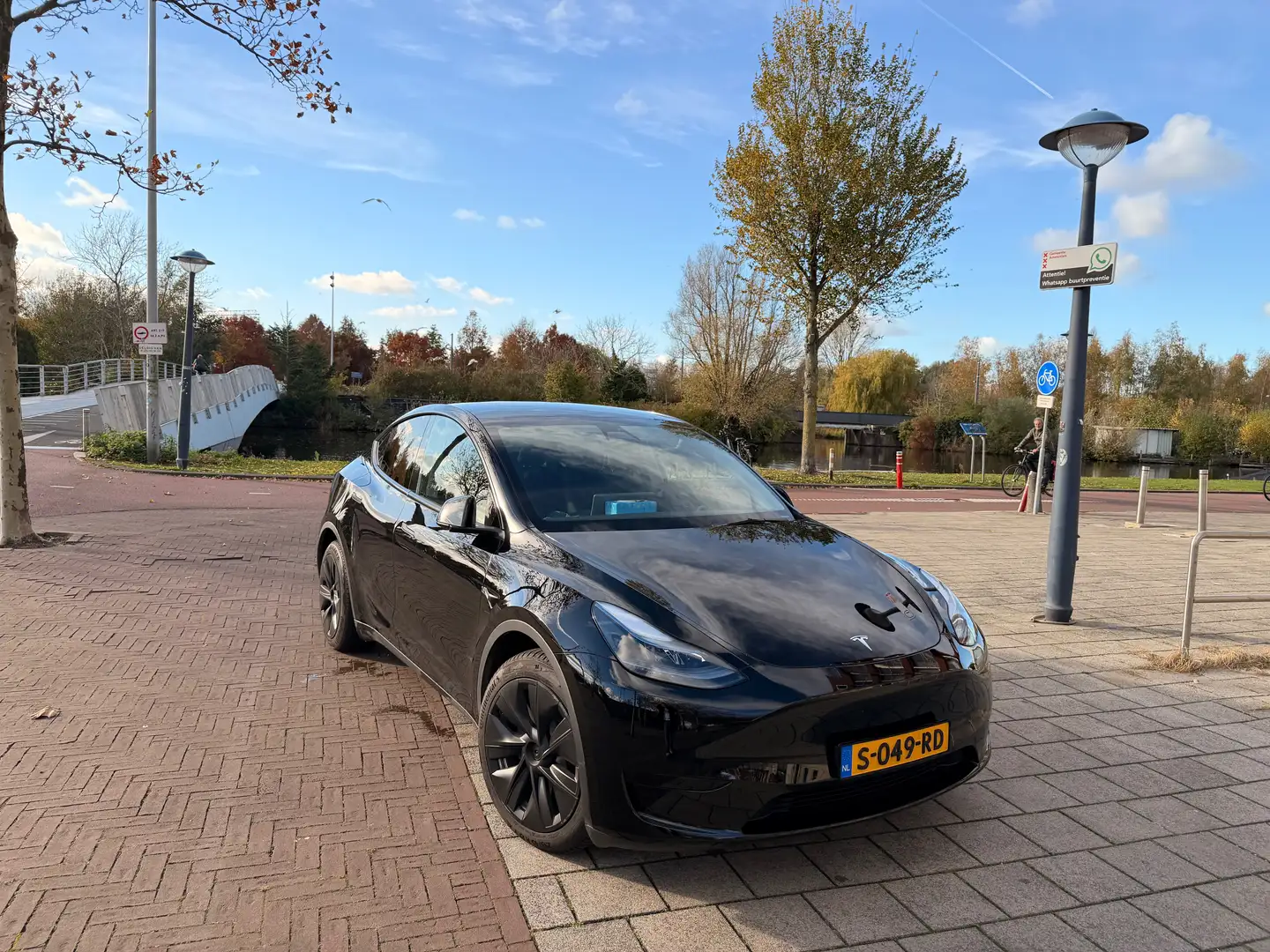 Tesla Model Y Model Y RWD 58 kWh Zwart - 1
