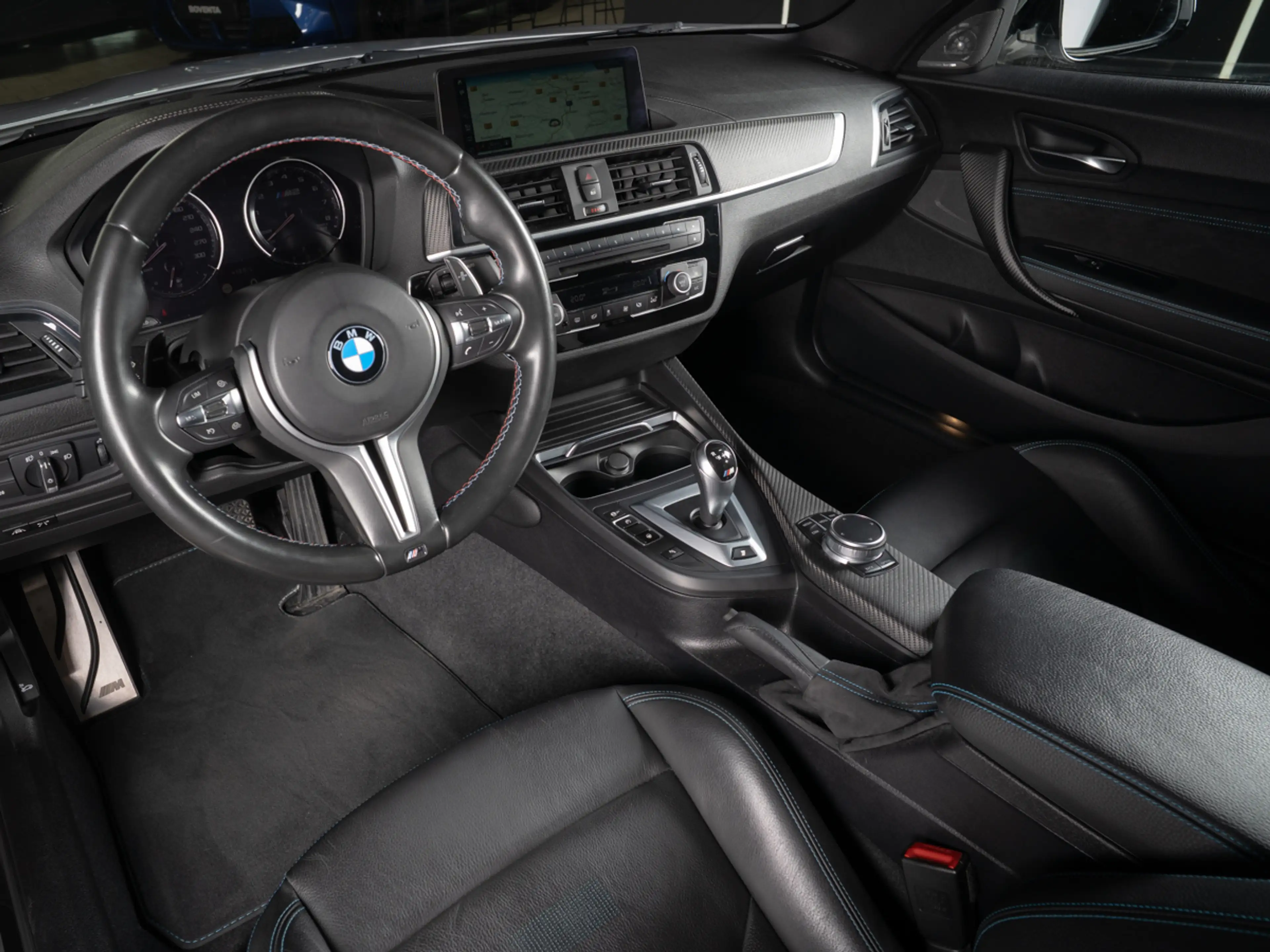 BMW M2 Competition *M-SITZ*APPLE*KAMERA* — photo 9