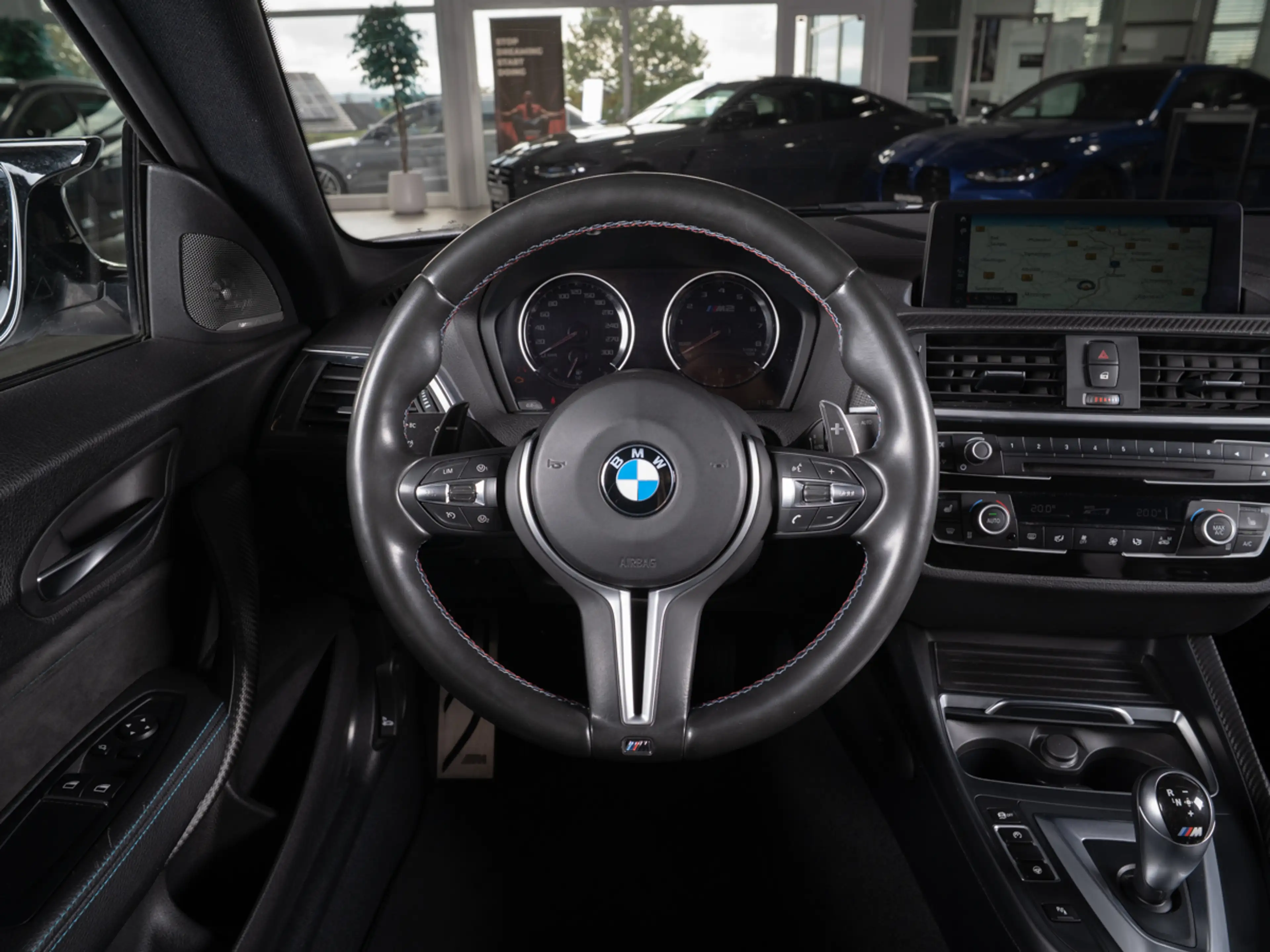 BMW M2 Competition *M-SITZ*APPLE*KAMERA* — photo 11