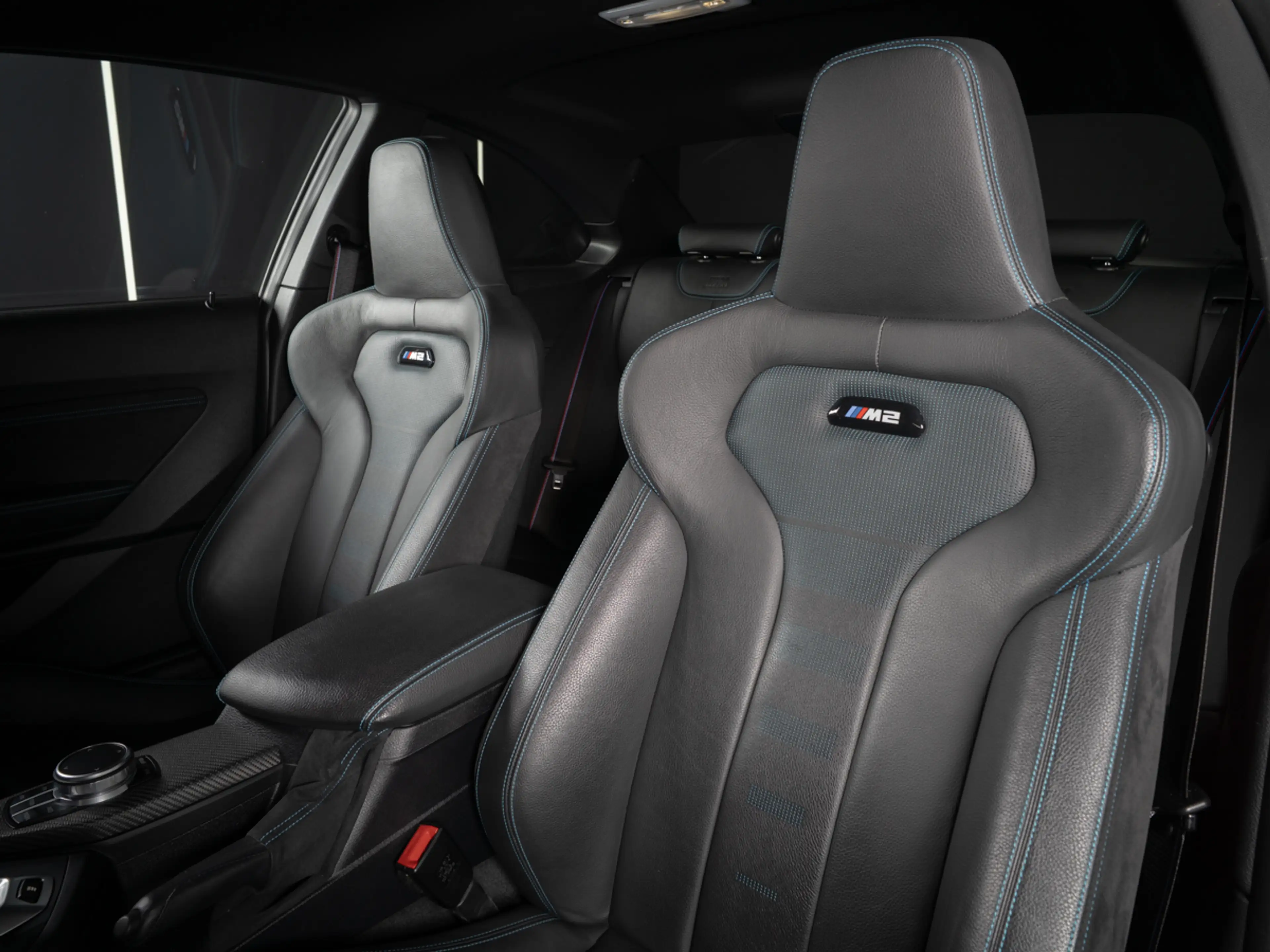 BMW M2 Competition *M-SITZ*APPLE*KAMERA* — photo 10