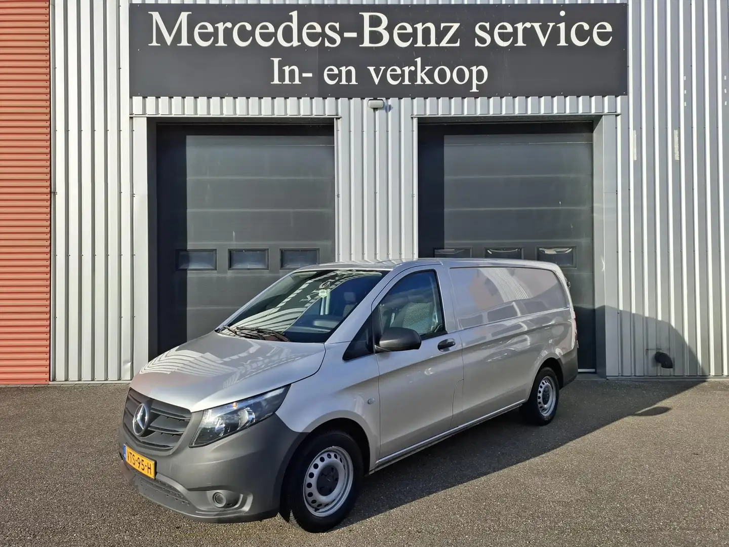 Mercedes-Benz Vito GB 116CDI K 163pk 320/2800 Grijs - 1