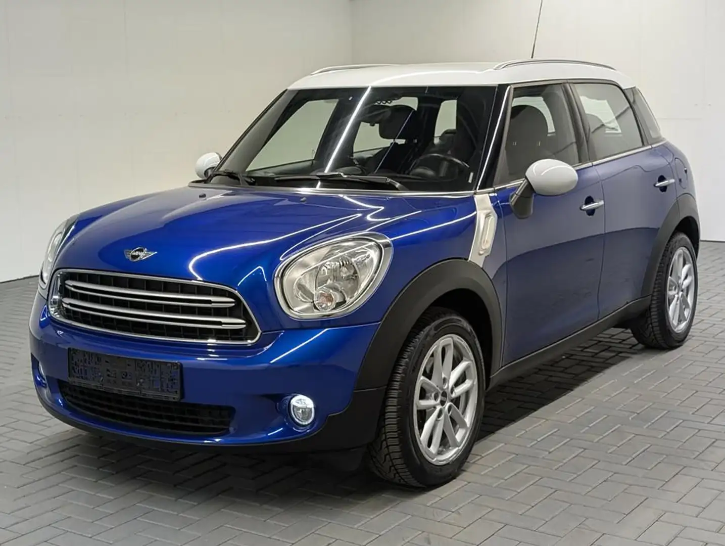 MINI Cooper Countryman Navi/SHZ/PDC/Tempomat/17 LM Blau - 1