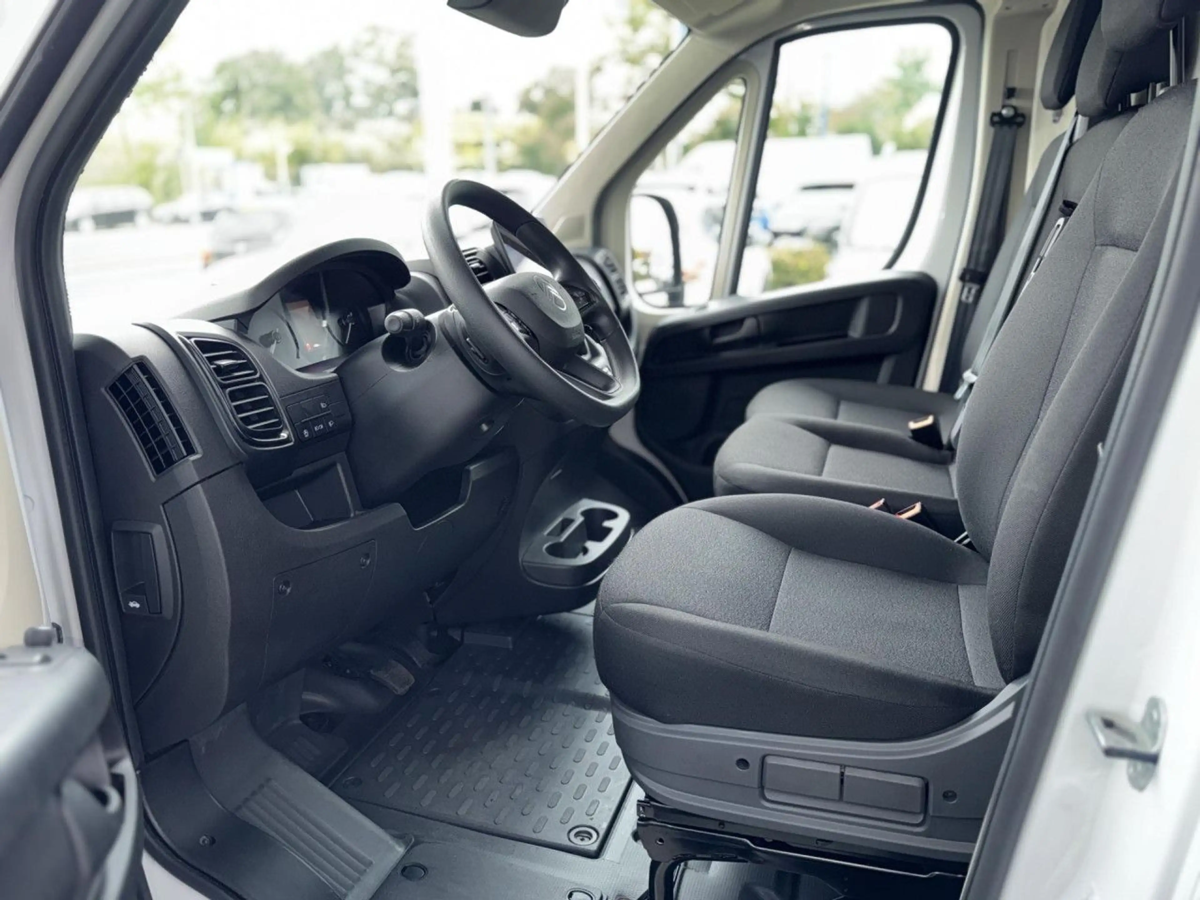 Citroen Jumper 2.2 BlueHDi 180 L3H2 Heavy, Carplay! Navi — photo 13