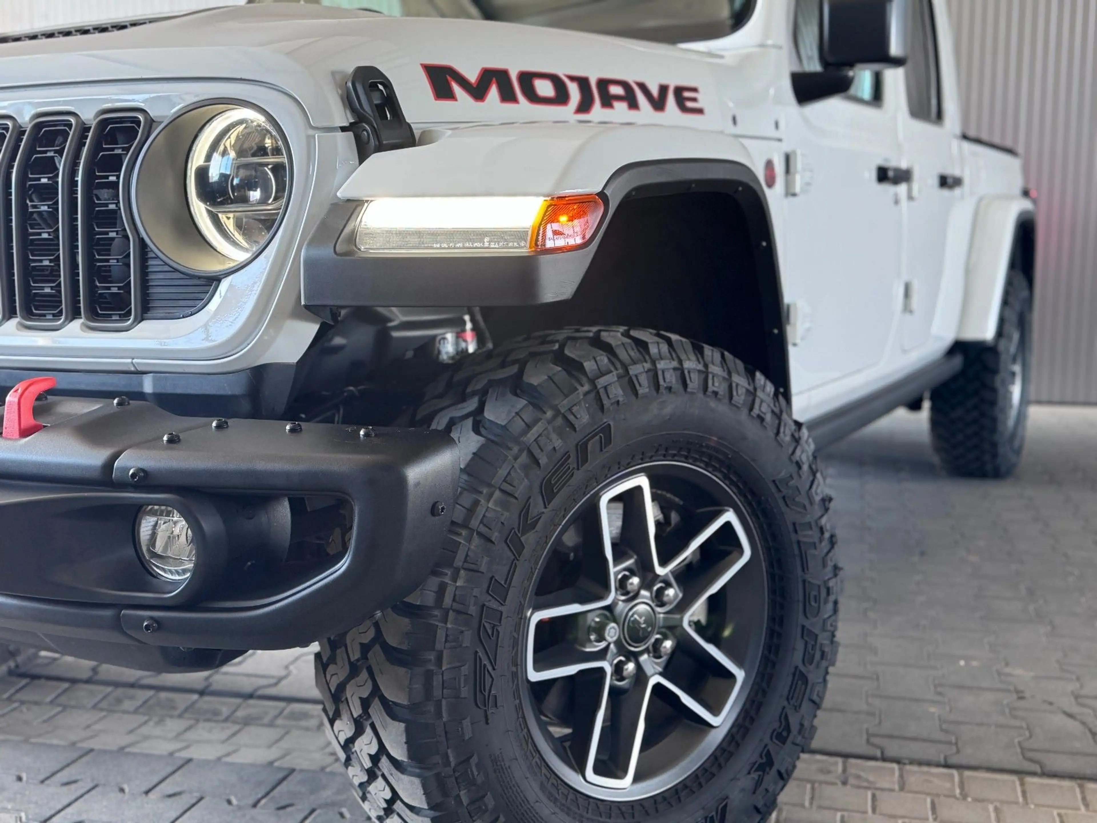 Jeep Gladiator Mojave X MY25 *ACC,CarPlay,Navi,AHK* — photo 3