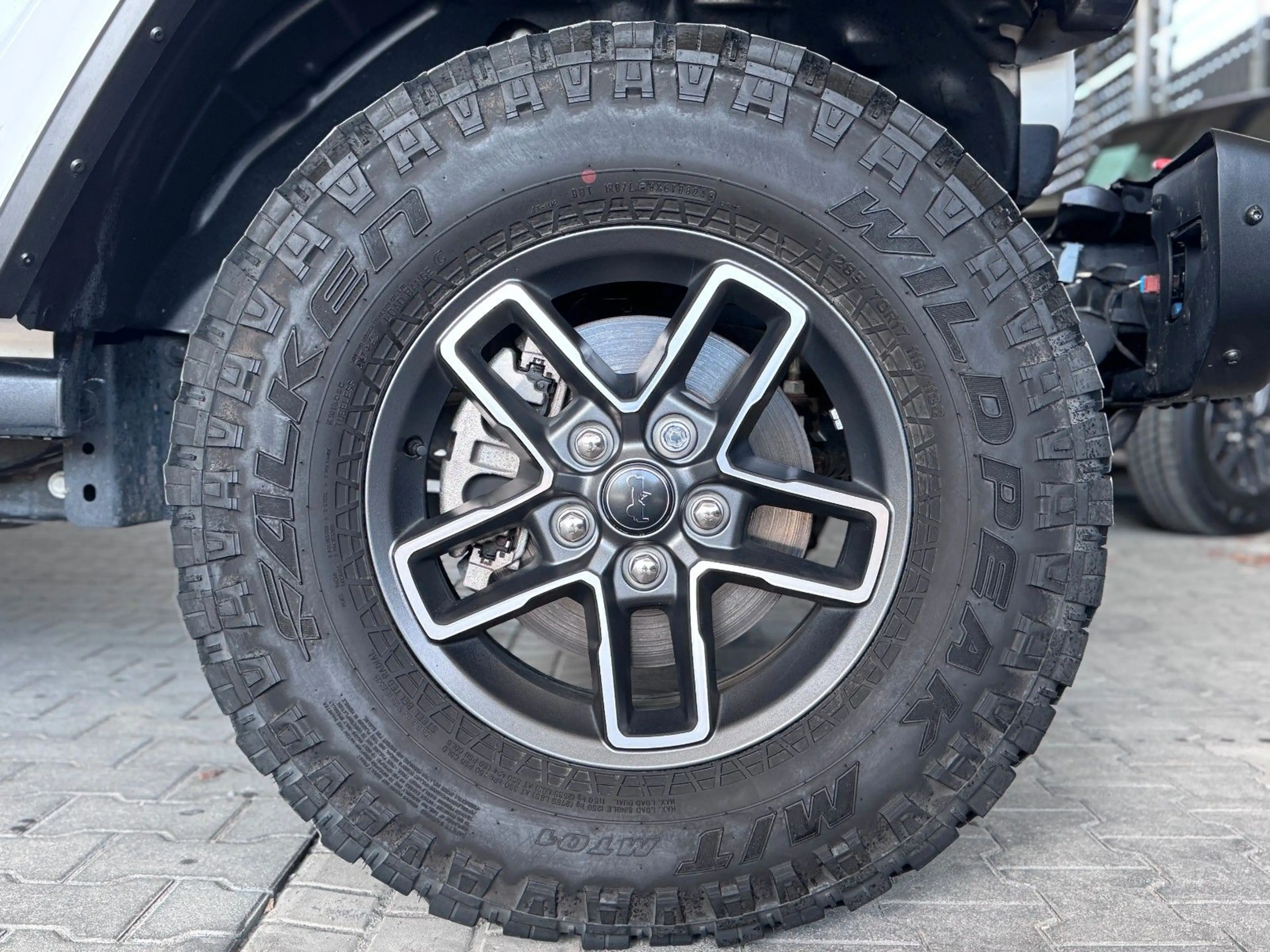 Jeep Gladiator Mojave X MY25 *ACC,CarPlay,Navi,AHK* — photo 13