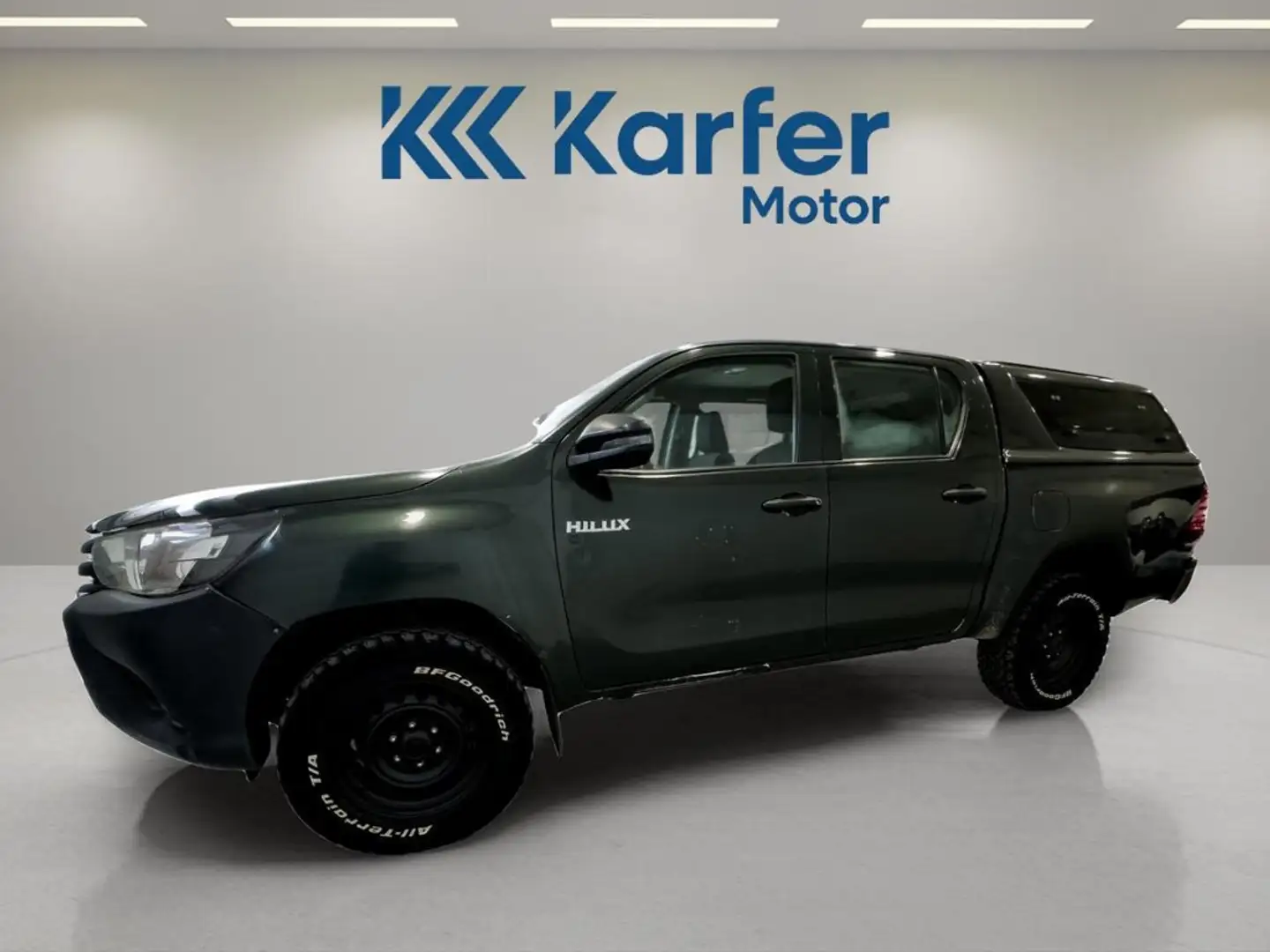 Toyota Hilux 2.4 D-4D Cabina Doble GX Verde - 2