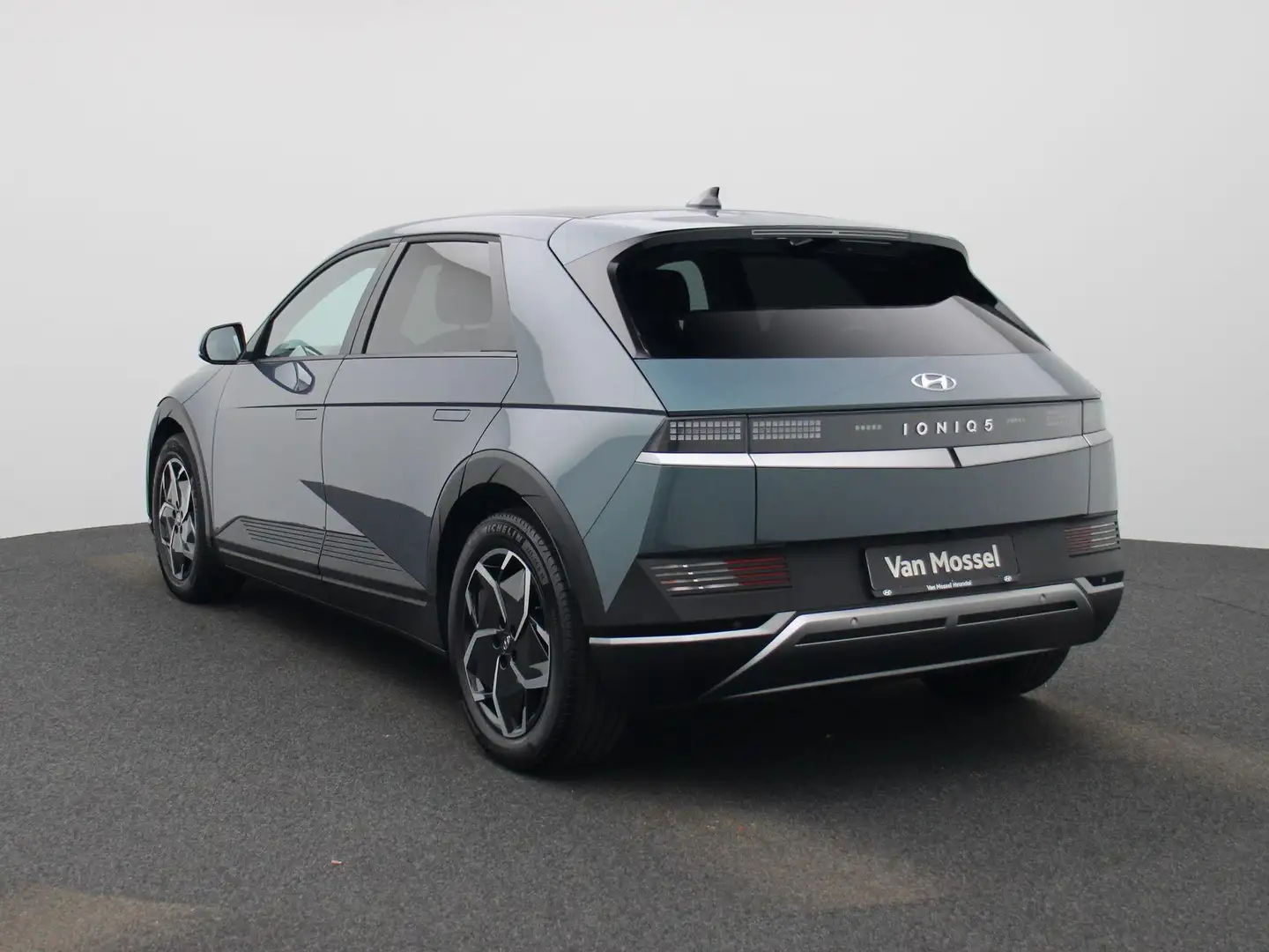 Hyundai IONIQ 5 77.4kWh Core LED | Zetelverwarming | CAMERA Groen - 2