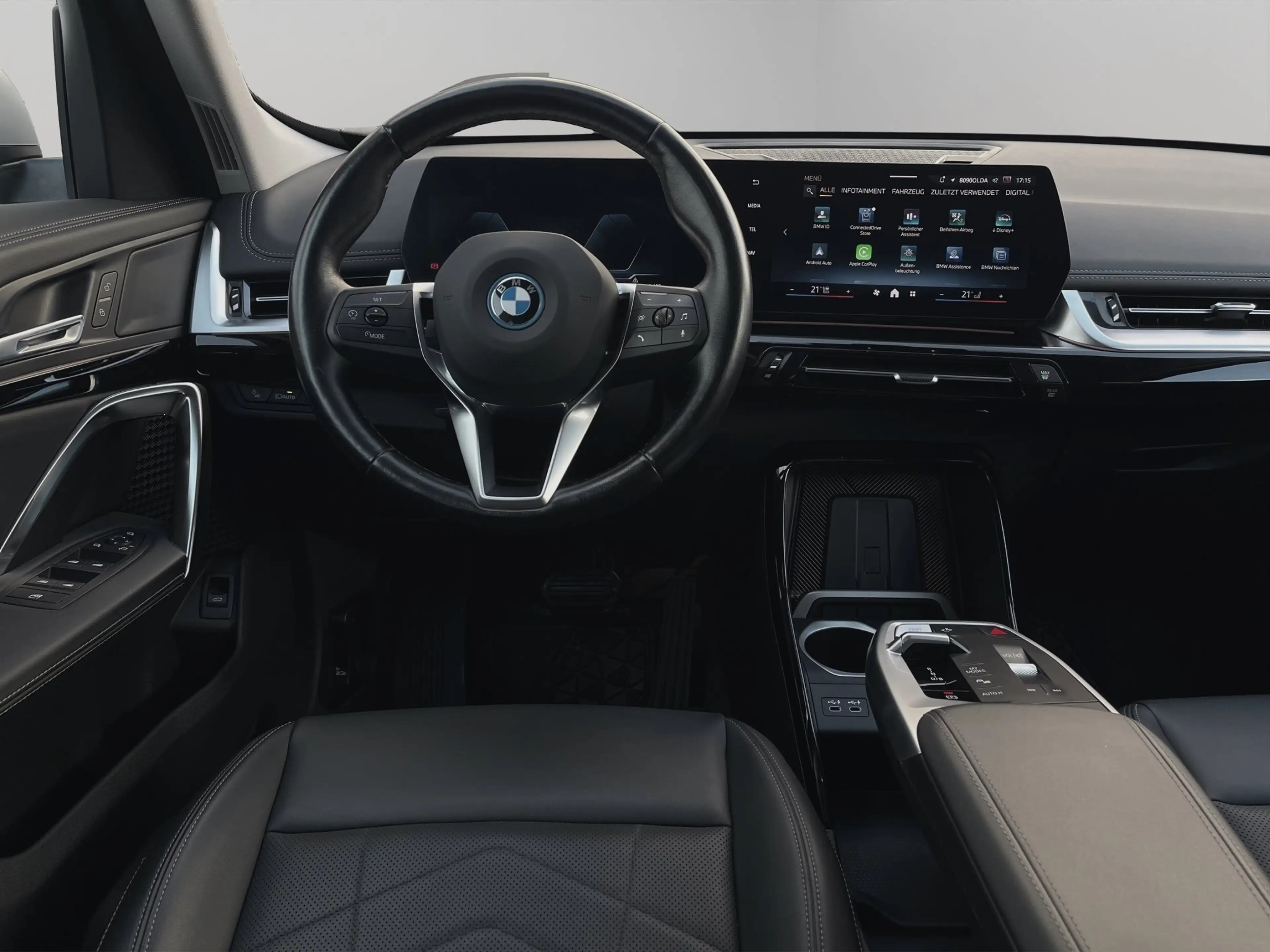 BMW iX1 eDrive20 °xLine° AHK Rückfahrkamera Abstandstempom — photo 11
