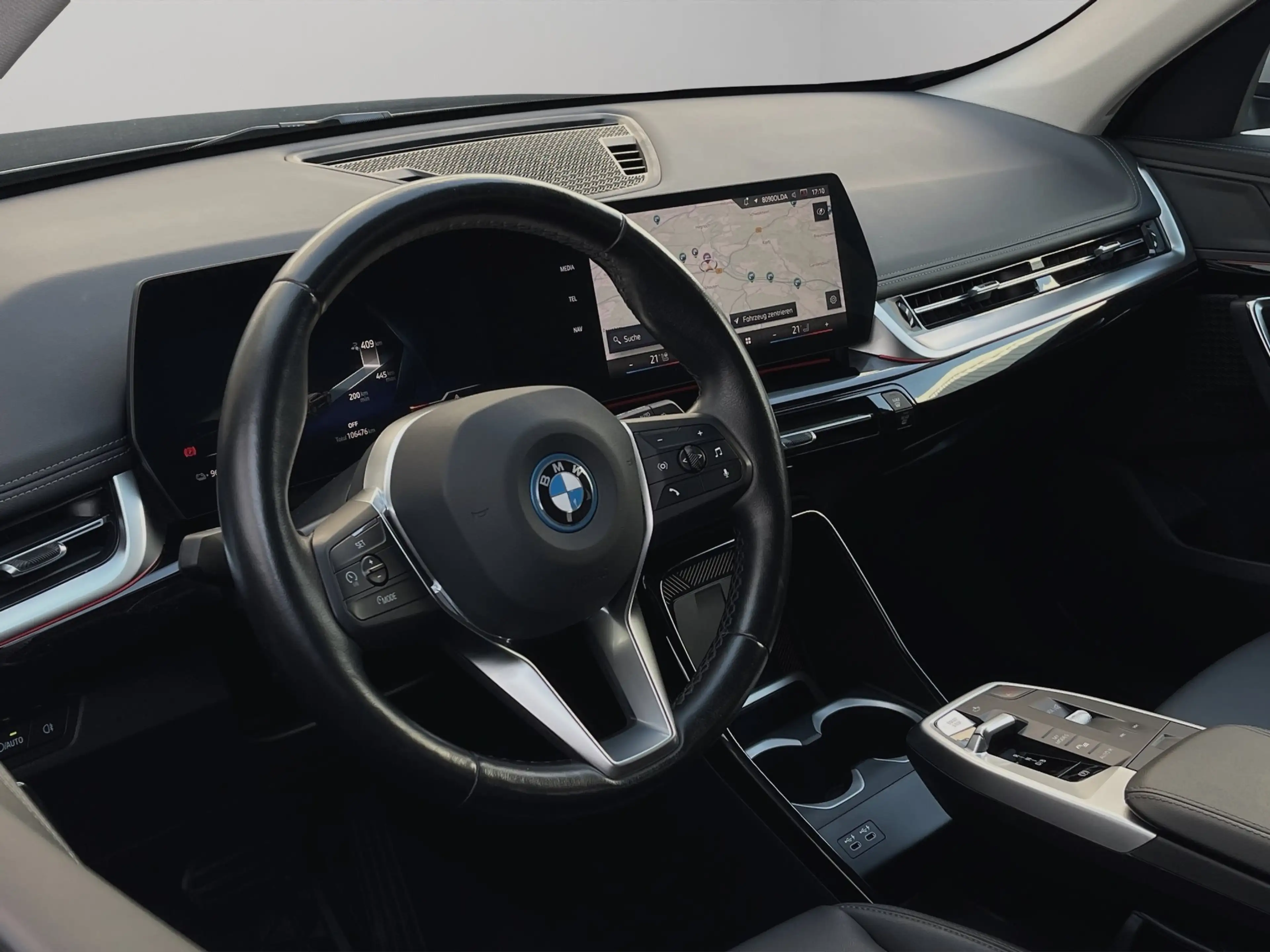 BMW iX1 eDrive20 °xLine° AHK Rückfahrkamera Abstandstempom — photo 7