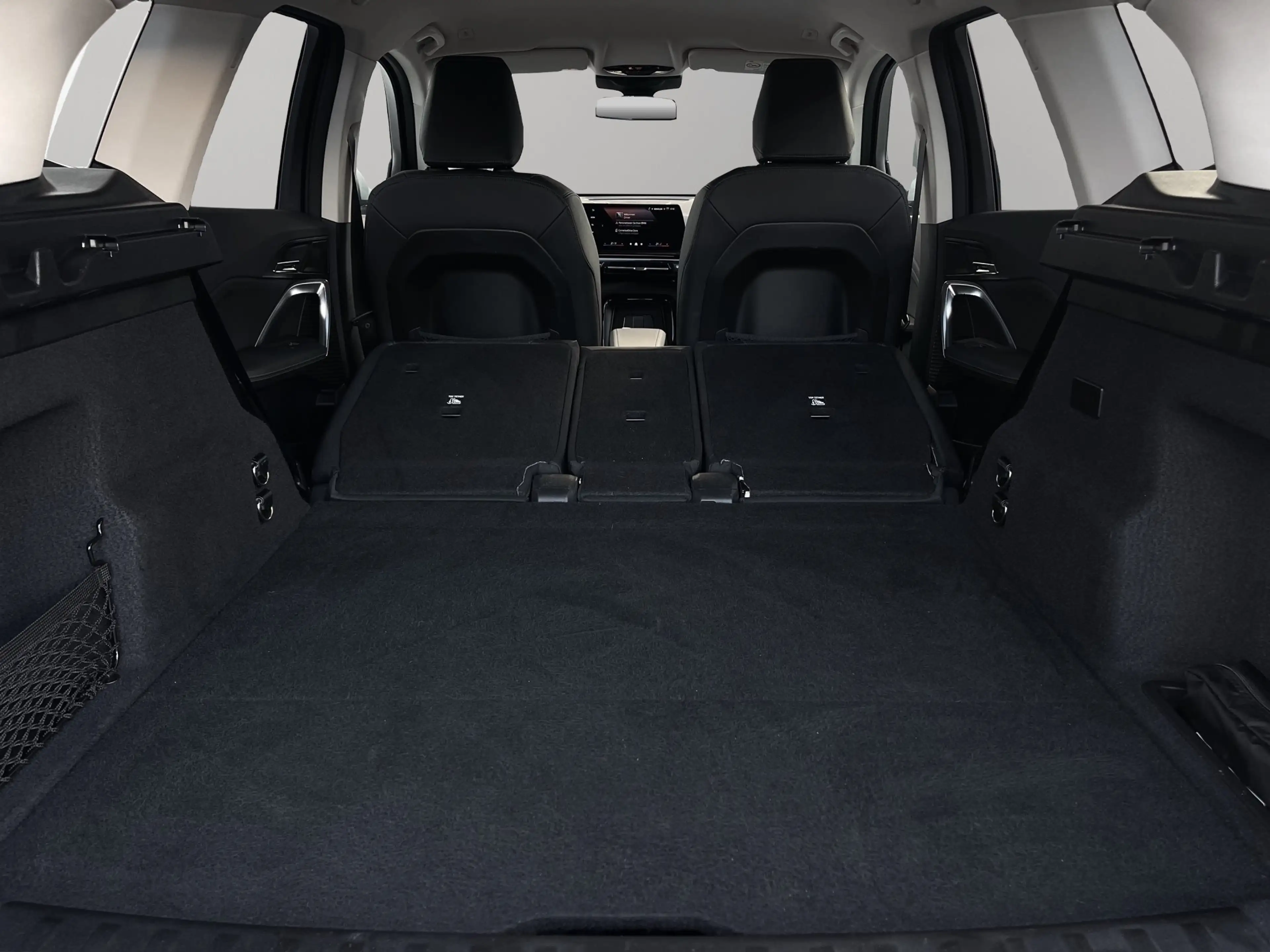 BMW iX1 eDrive20 °xLine° AHK Rückfahrkamera Abstandstempom — photo 14