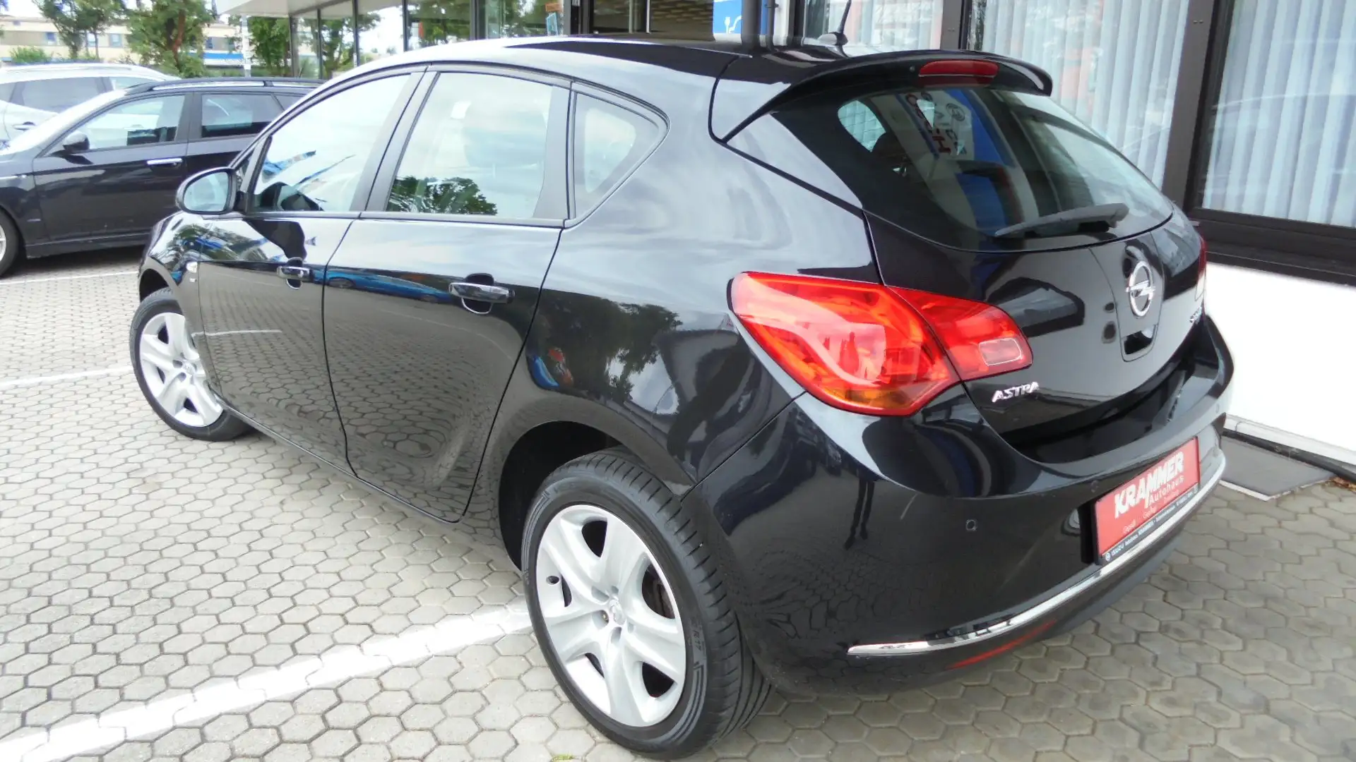 Opel Astra Energy Noir - 2