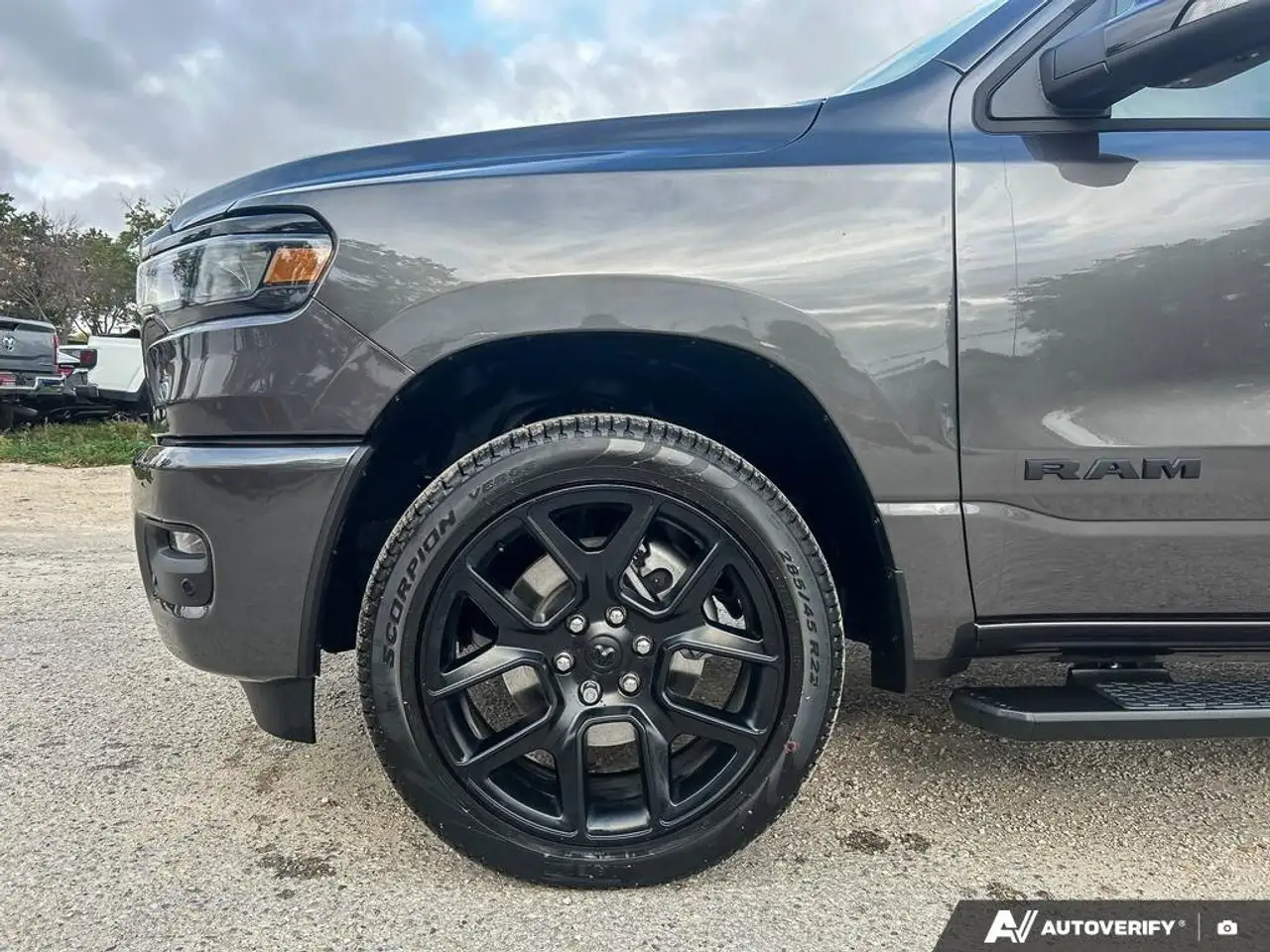 RAM 1500 снимка RAM 1500