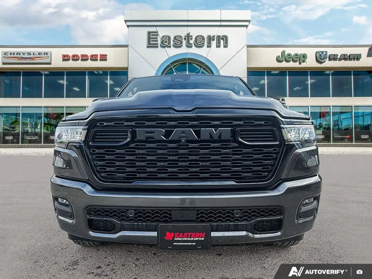 RAM 1500 снимка RAM 1500