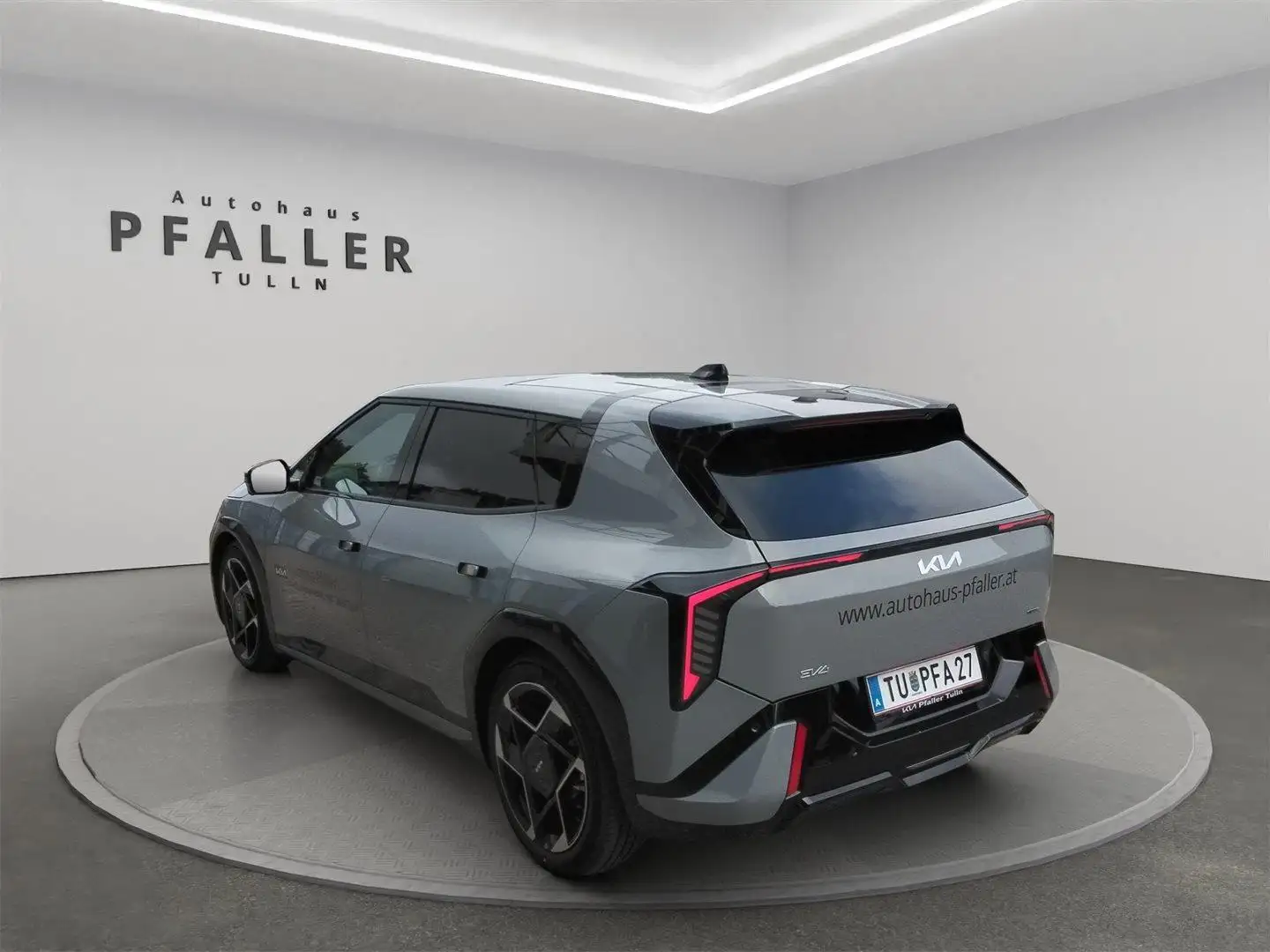 Kia EV4 /GT-Line/81,4KWH/AT/FWD/204/SD Grau - 2