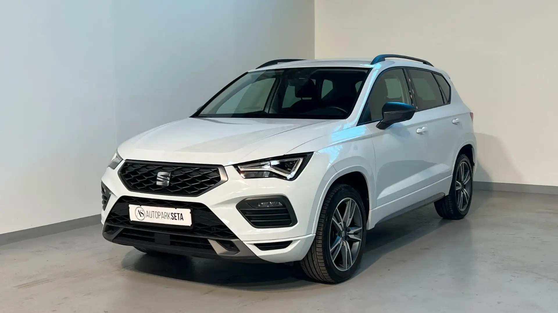 SEAT Ateca FR 1.5TSI DSG AID*ACC*LANE*KESSY*GARANTIE Wit - 1