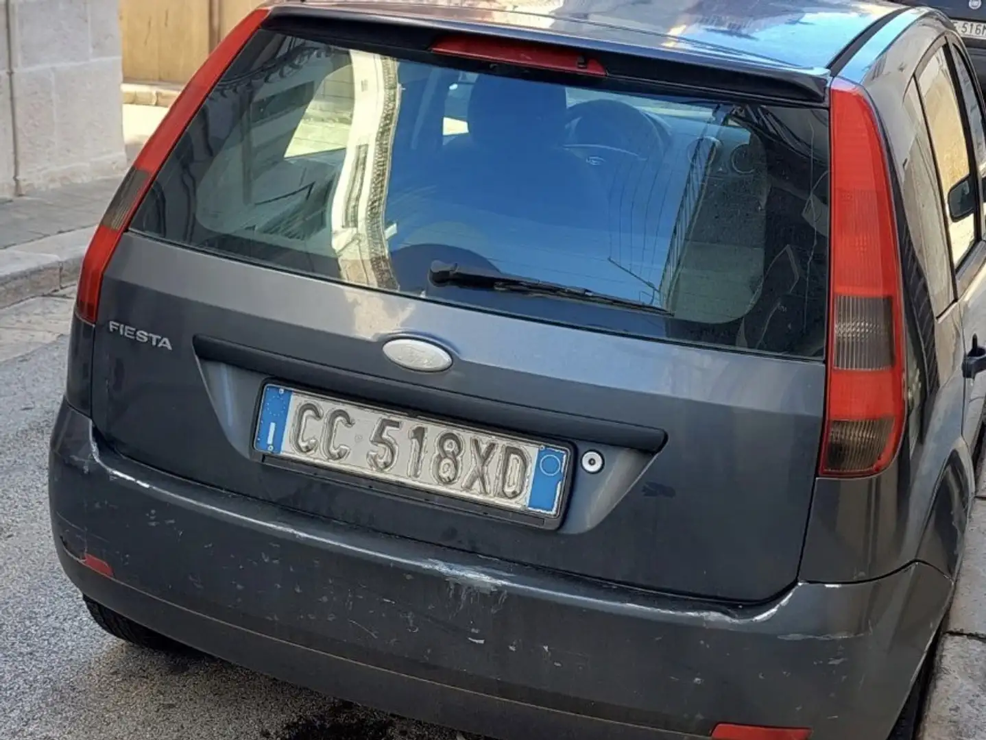 Ford Fiesta 5p 1.4 16v Ghia - 2