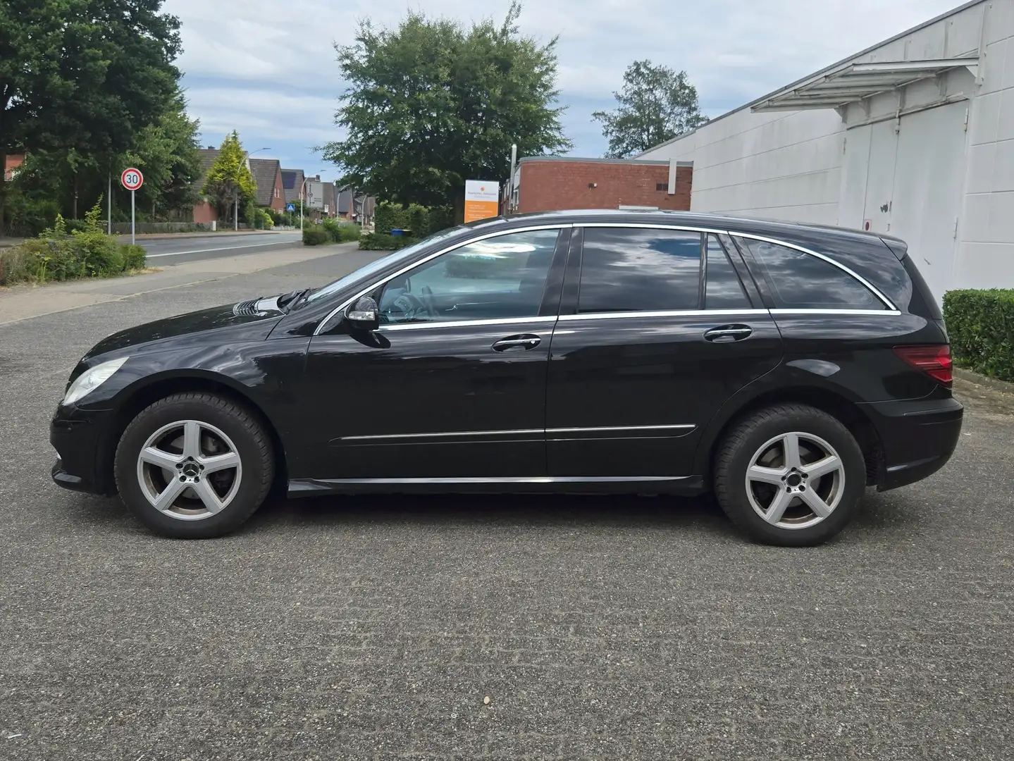 Mercedes-Benz R 300 R 300 CDI DPF BlueEFFICIENCY 7G-TRONIC Zwart - 1