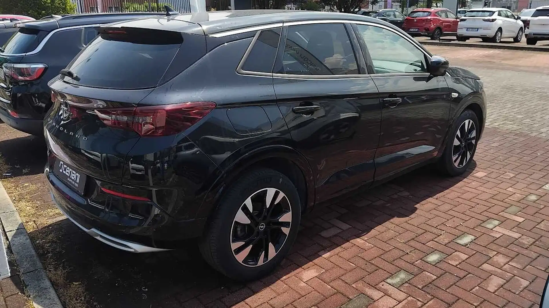 Opel Grandland 1.2 Turbo 12V 130 CV Business Elegance Nero - 2