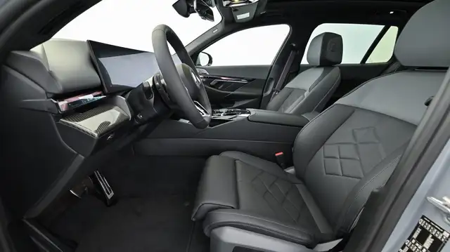 BMW 550 e xDrive Ansicht 23