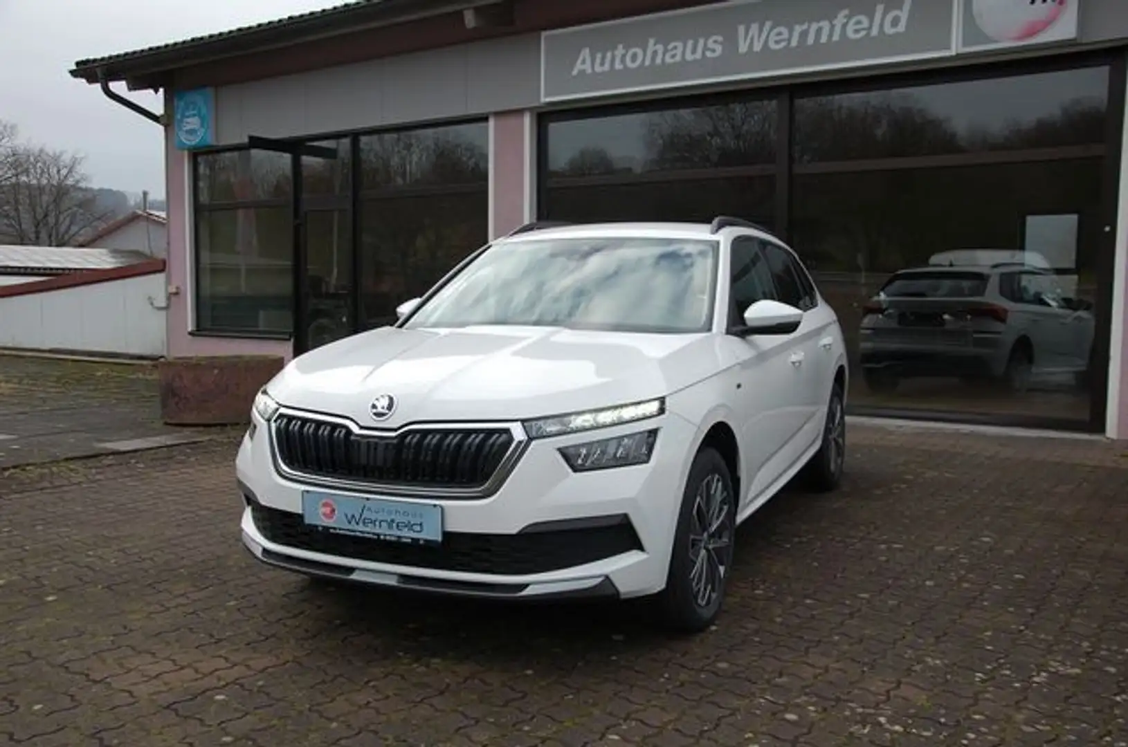 Skoda Kamiq Tour LED DAB Winter Paket MFL Weiß - 1