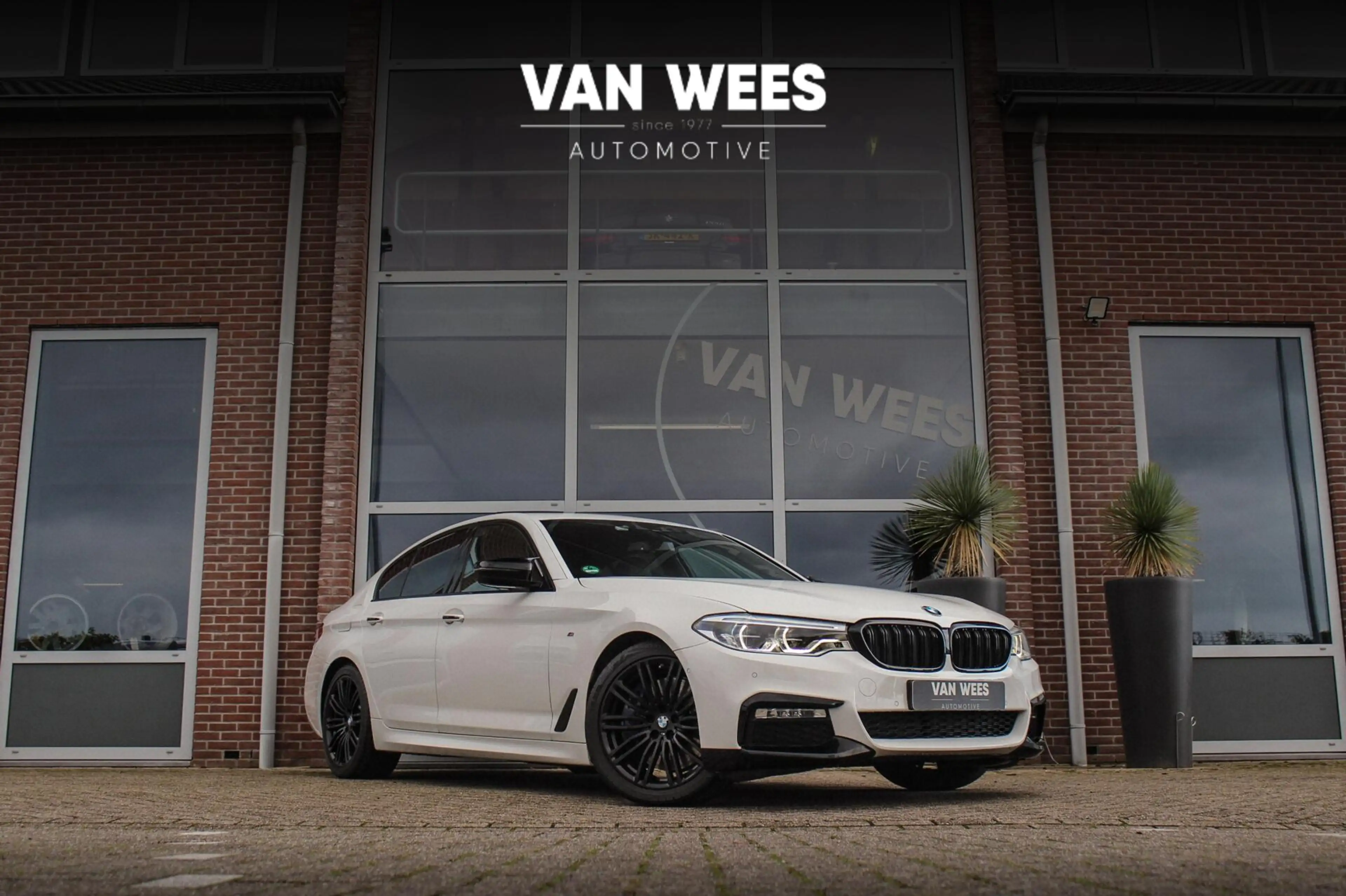 BMW 540 5-serie 540i High Executive | M Sportpakket | Driv