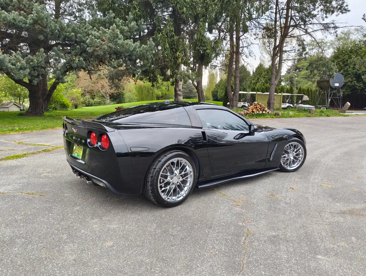 Chevrolet Corvette снимка Chevrolet Corvette
