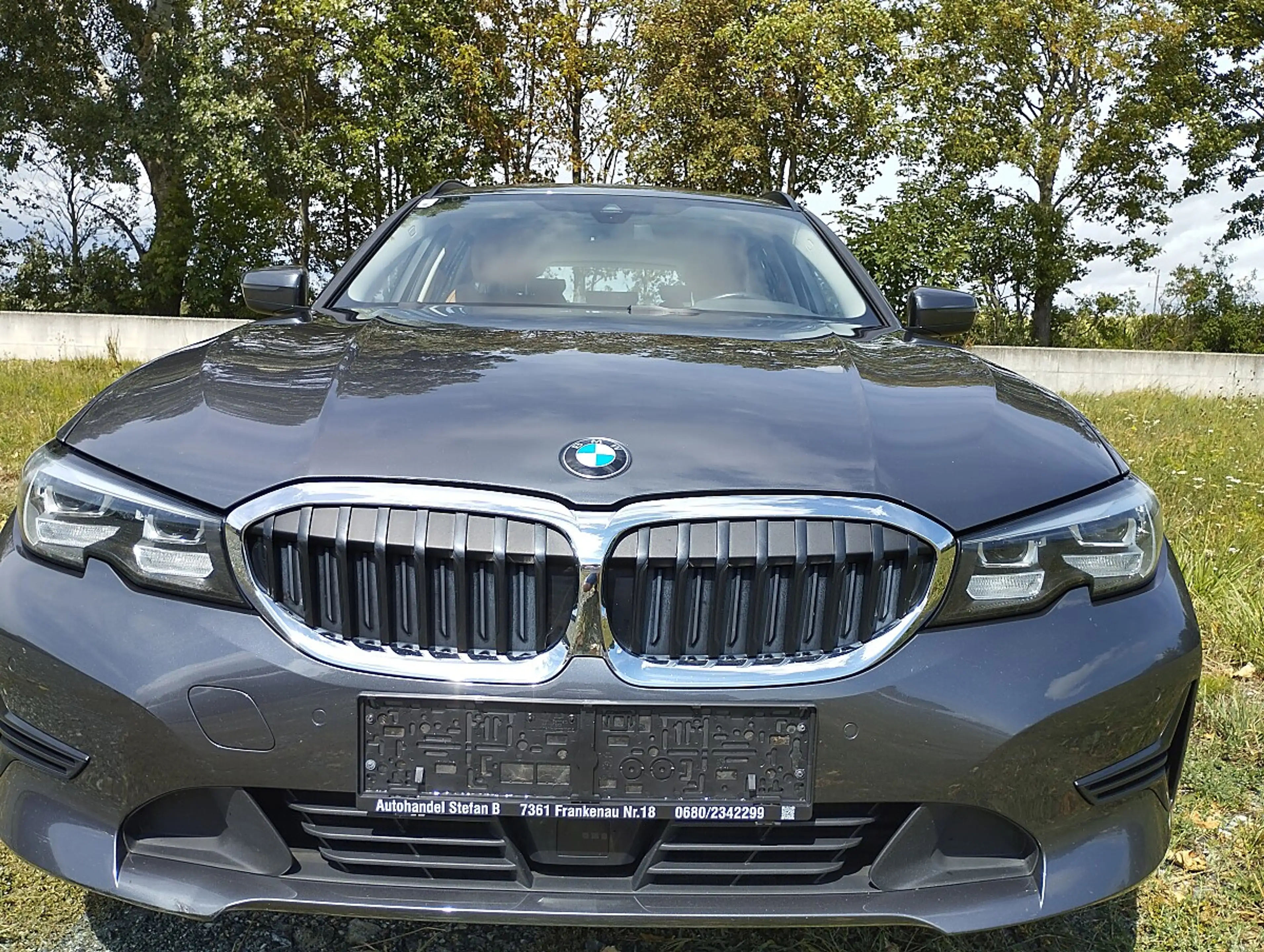 BMW 318 d Touring Aut.Leder,ACC+4xWR auf Alu — photo 9