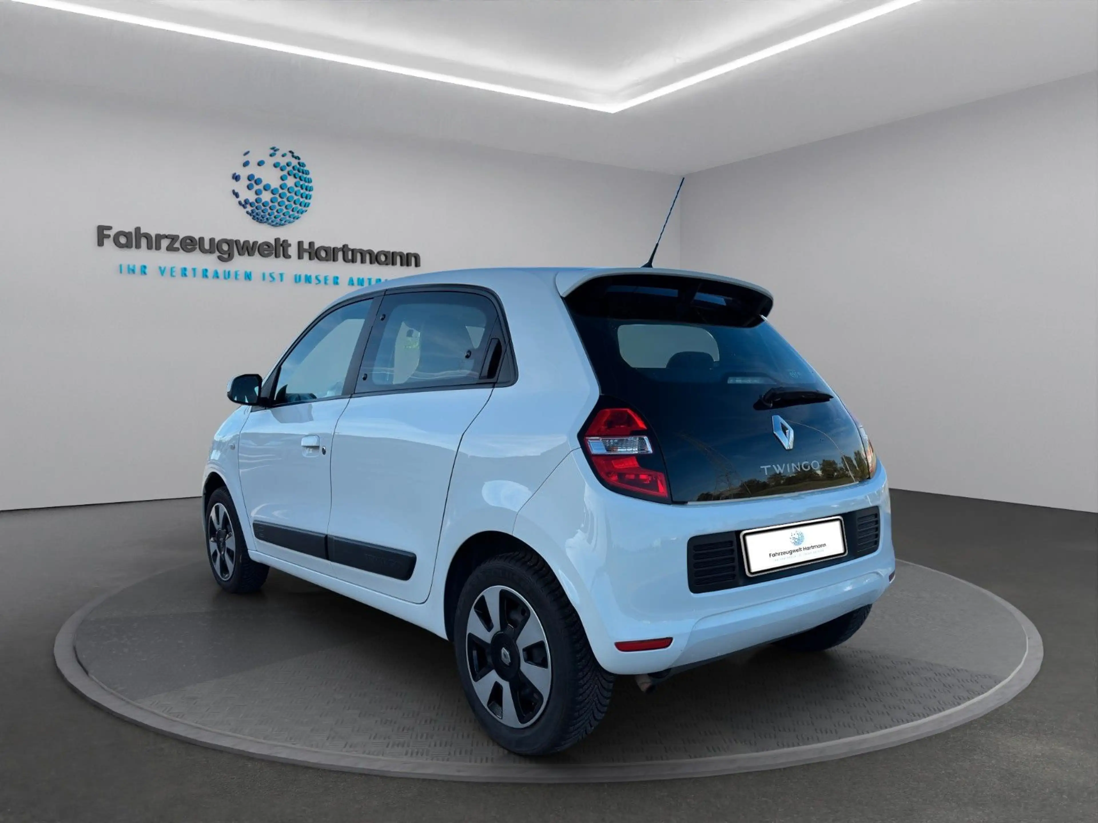 Renault Twingo *Service NEU*Scheckheft*Klima*Bluetooth* — photo 3
