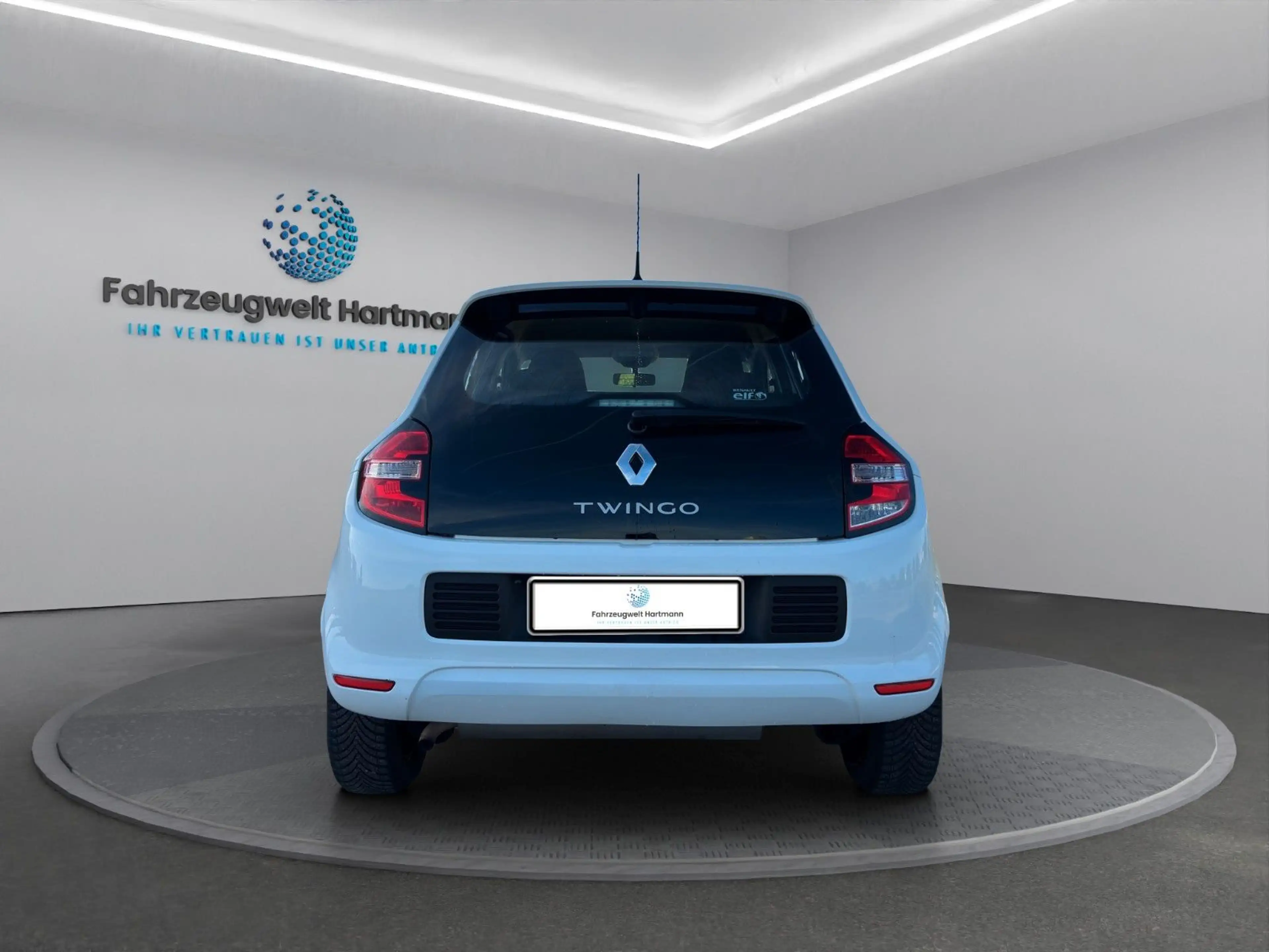 Renault Twingo *Service NEU*Scheckheft*Klima*Bluetooth* — photo 4