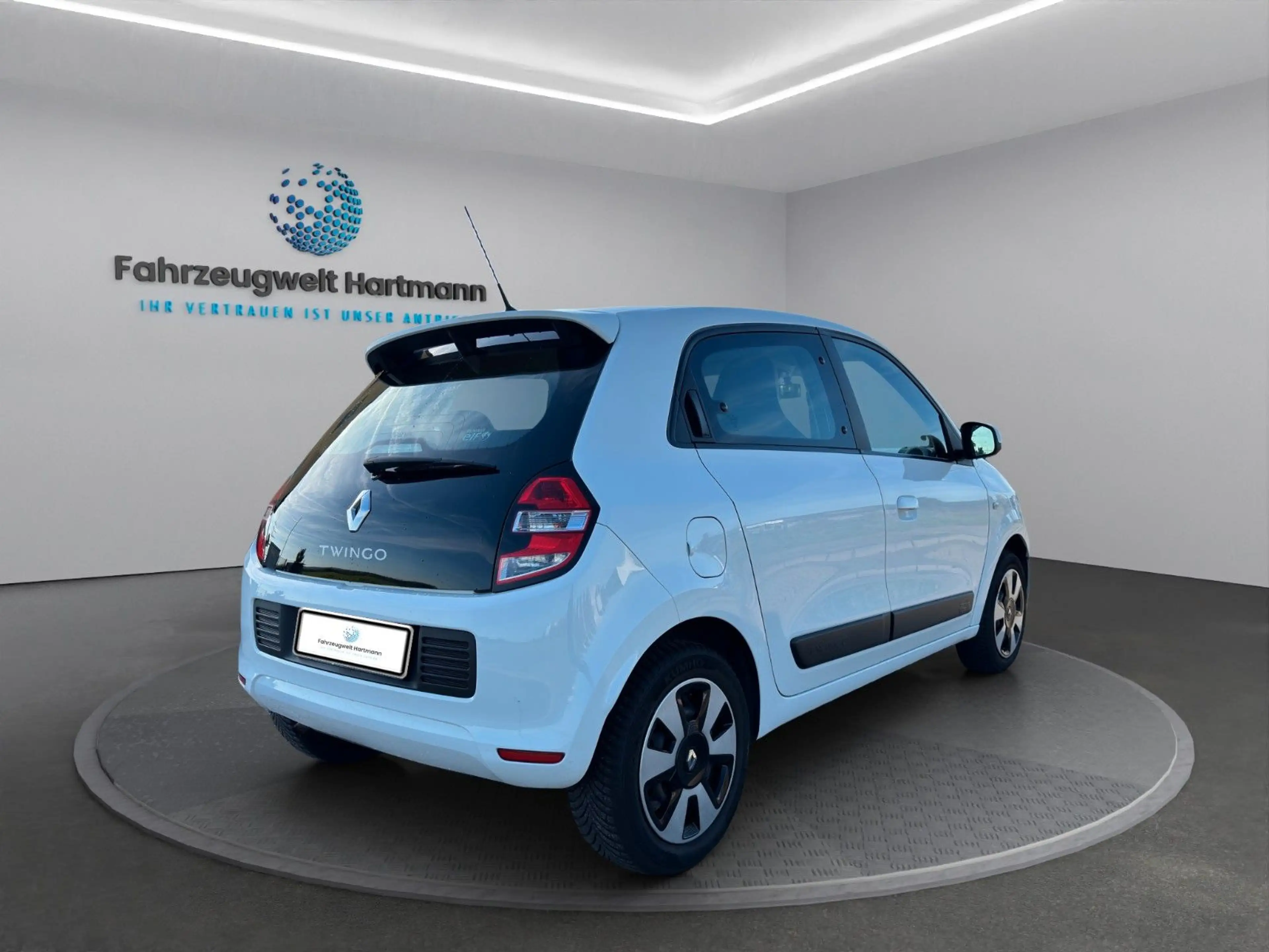 Renault Twingo *Service NEU*Scheckheft*Klima*Bluetooth* — photo 5