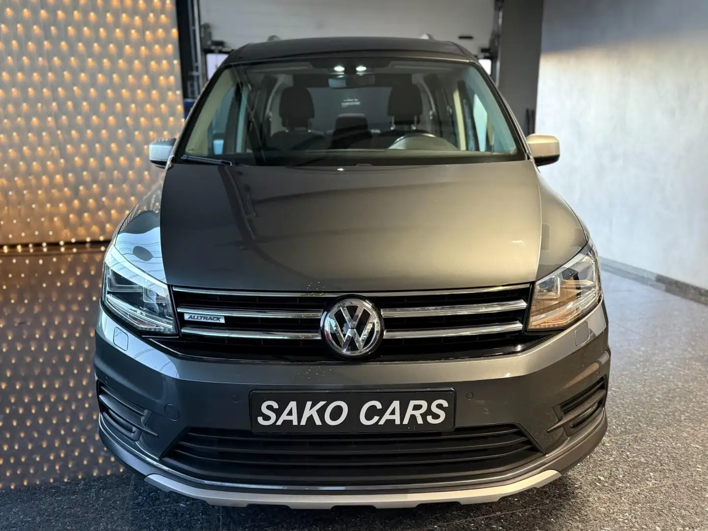 Volkswagen Caddy 1.4 TSI Alltrack 2017 Handgeschakeld zeer nette st Gris - 2