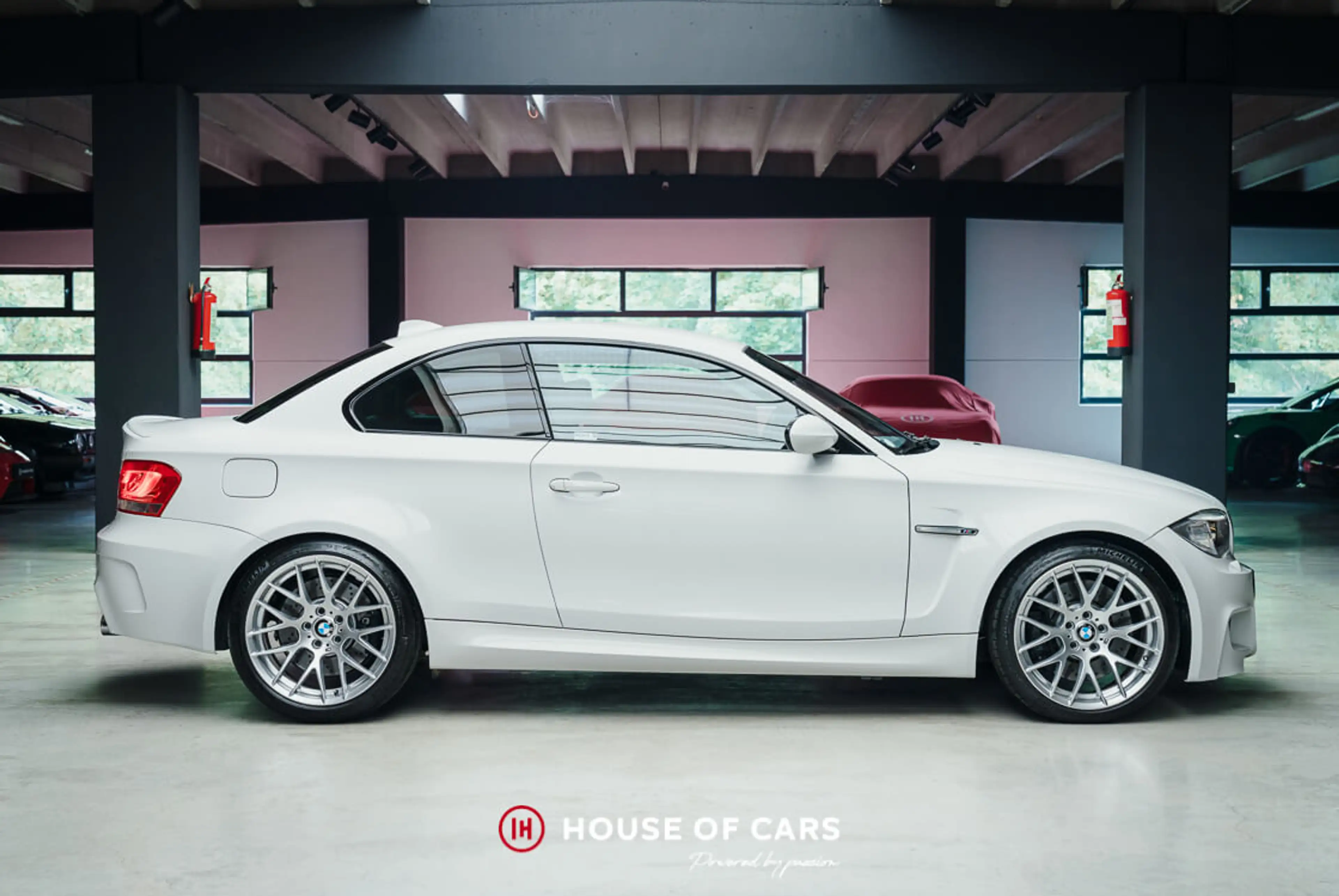 BMW 1er M Coupé 1ST OWNER / PAINT ONLY SERVICED BY BMW — photo 4