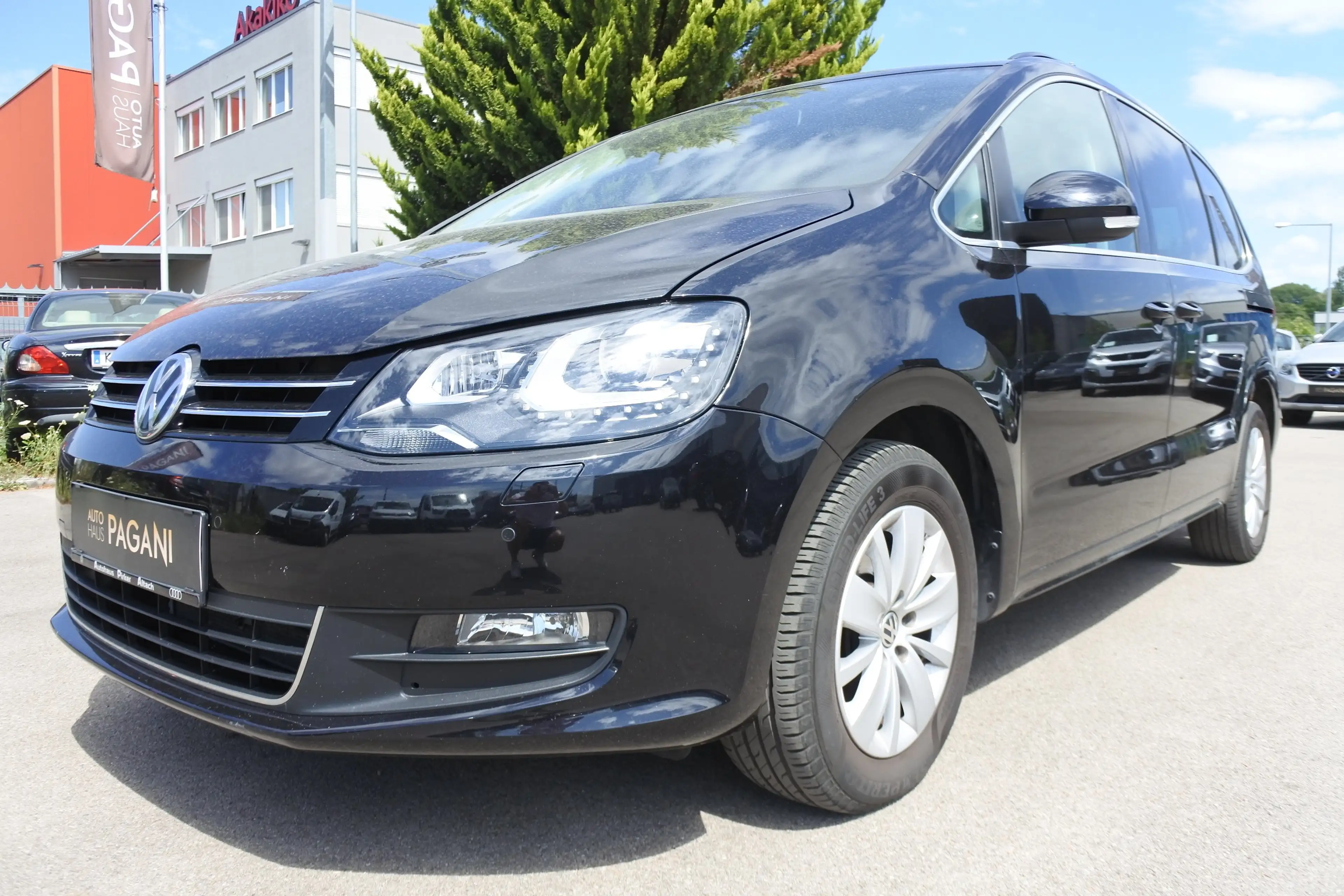 Volkswagen Sharan Sharan BMT SCR 2,0 TDI 4Motion Business/7SITZE/ — photo 2