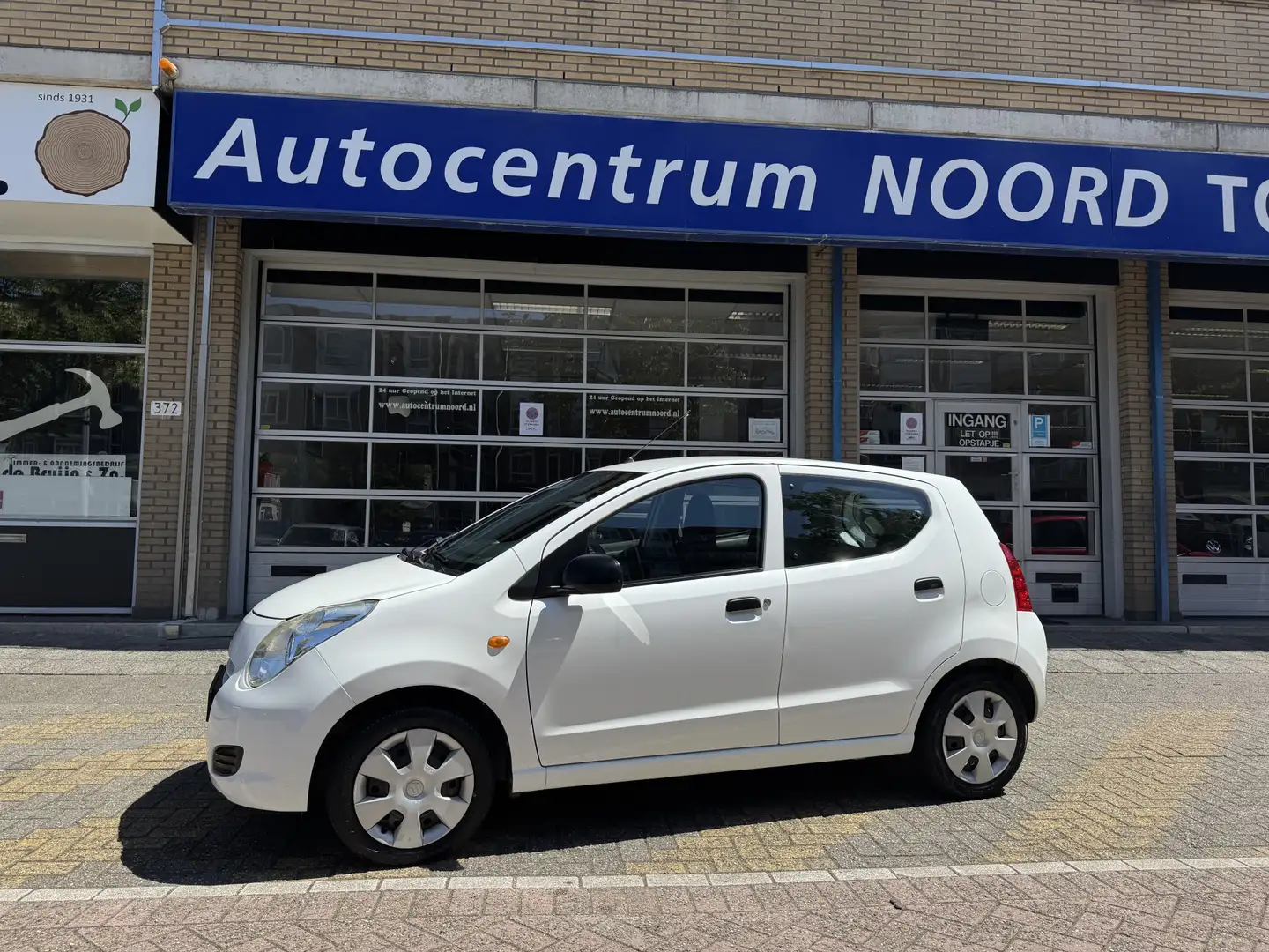 Suzuki Alto 1.0 Comfort Plus | Airco | 5 Drs | Elektrische Ram White - 1