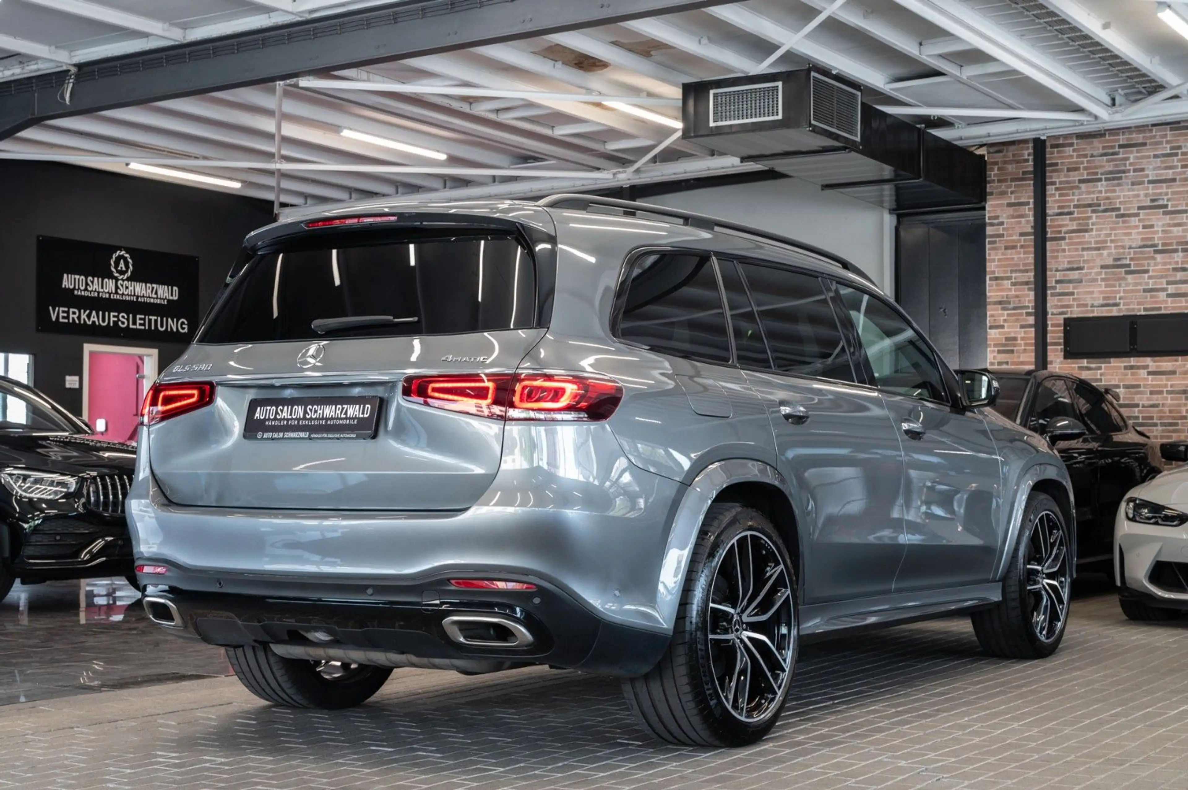 Mercedes-Benz GLS 580 4M|AMG LINE|7-SITZER|PANO|STDHZ|AHK — photo 7