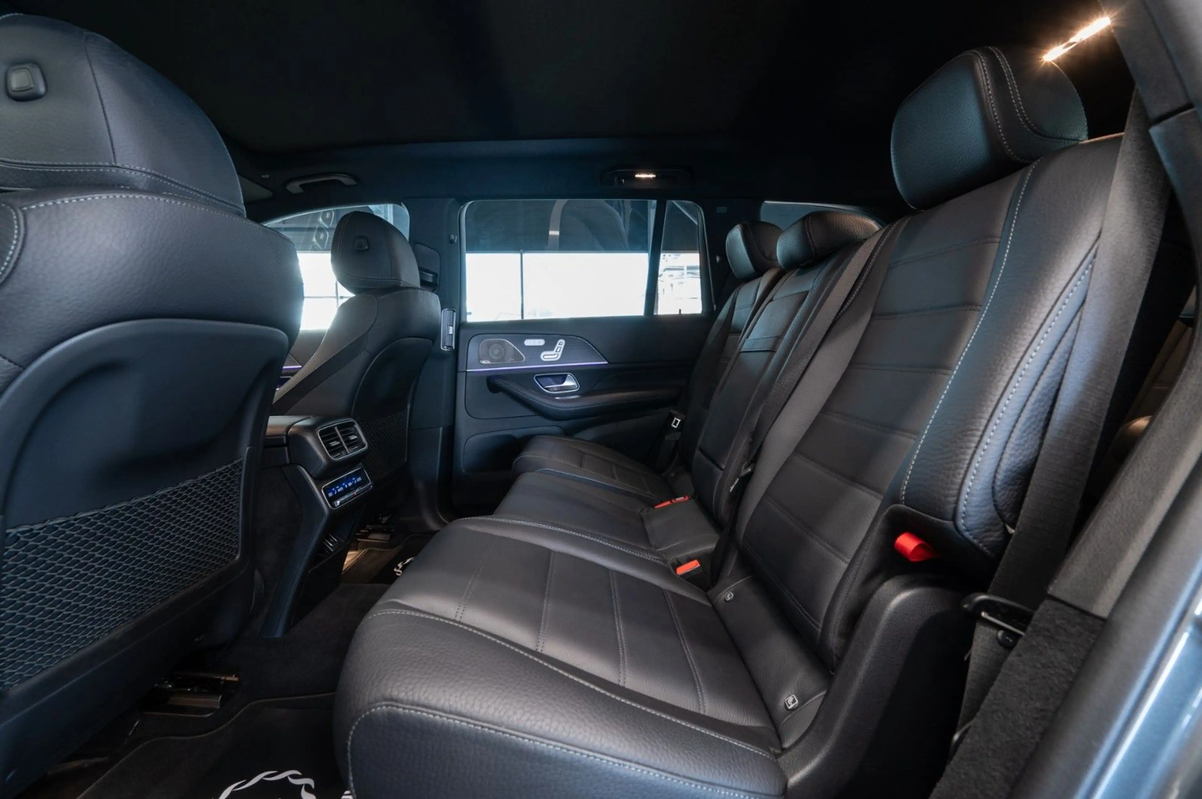 Mercedes-Benz GLS 580 4M|AMG LINE|7-SITZER|PANO|STDHZ|AHK — photo 15