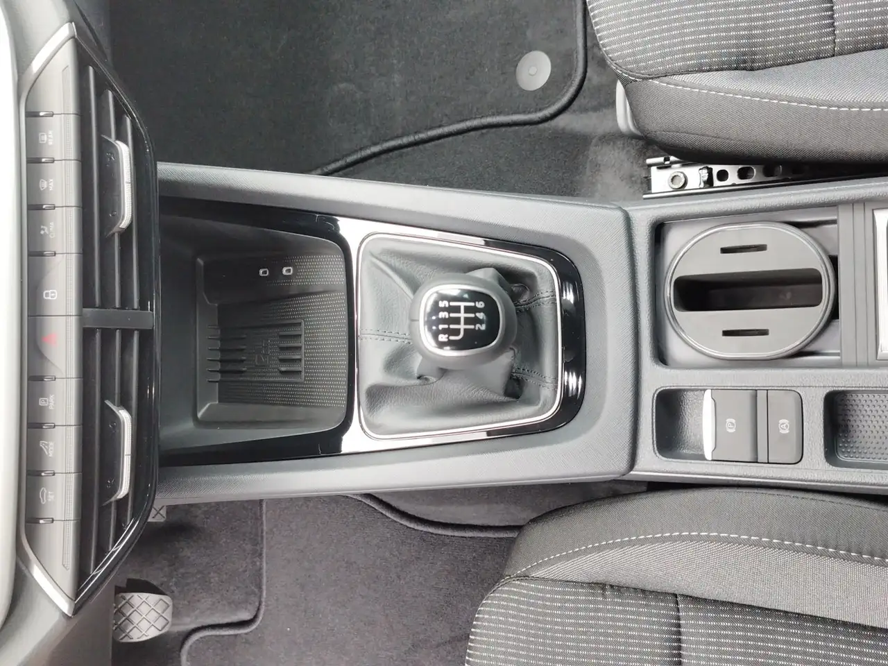 Skoda Octavia 2026 — фото 15