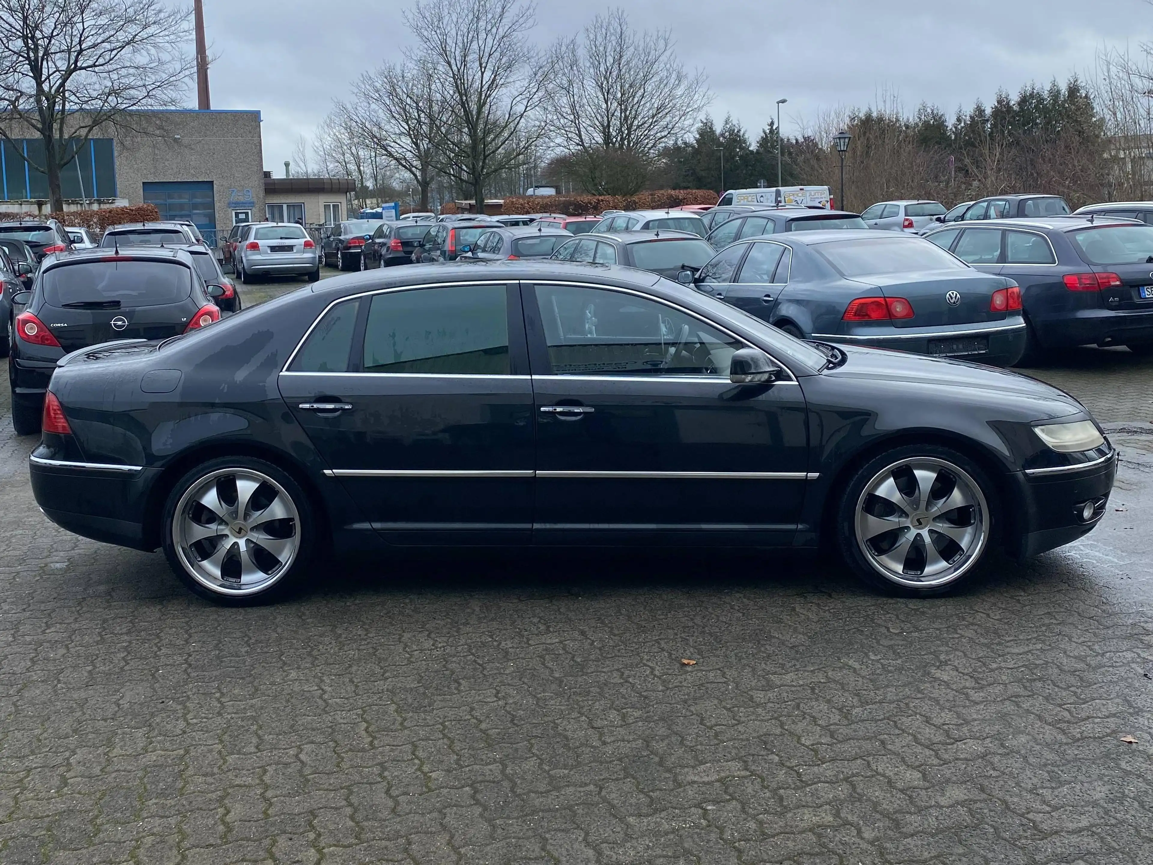 Volkswagen Phaeton Phaeton 4.2 V8 4MOTION Automatik (5 Sitzer) — photo 4