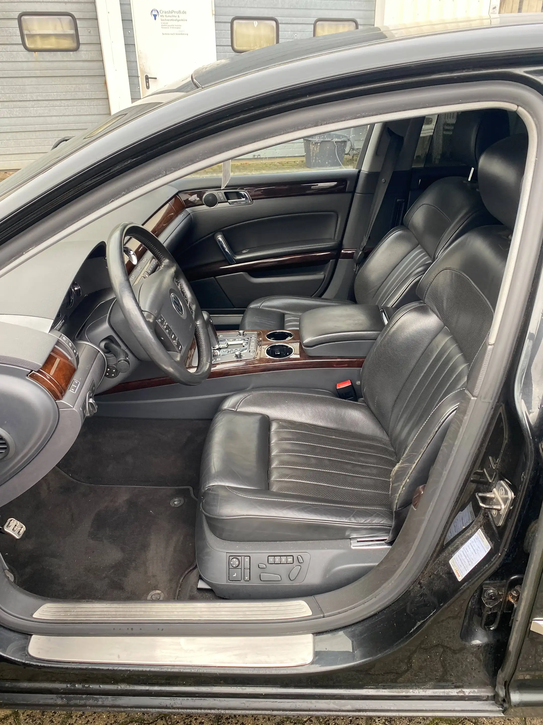 Volkswagen Phaeton Phaeton 4.2 V8 4MOTION Automatik (5 Sitzer) — photo 11