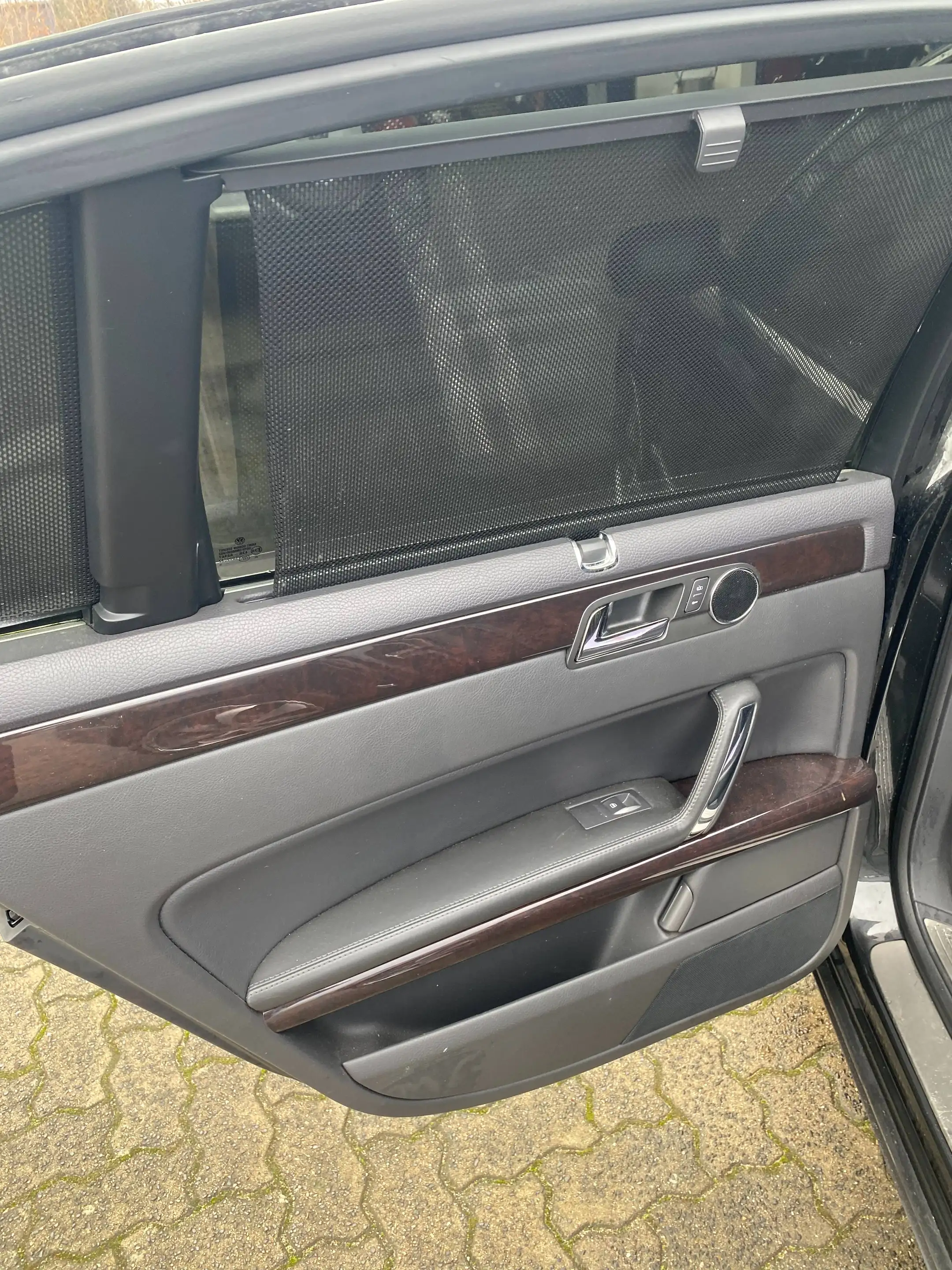 Volkswagen Phaeton Phaeton 4.2 V8 4MOTION Automatik (5 Sitzer) — photo 13